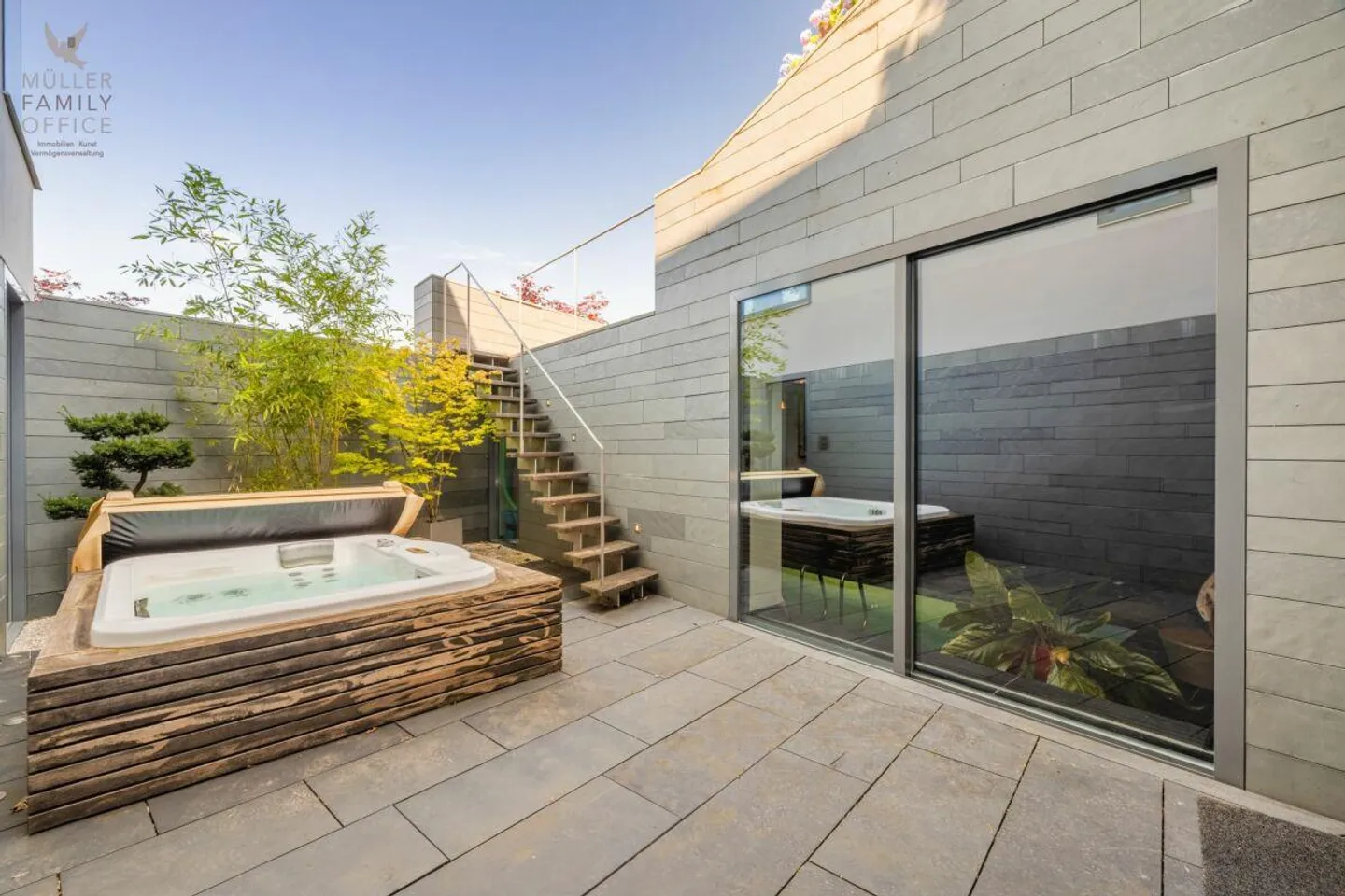 Villa di design di lusso da sogno con vista fantastica sul lago e appartamento - Foto 15 di 15