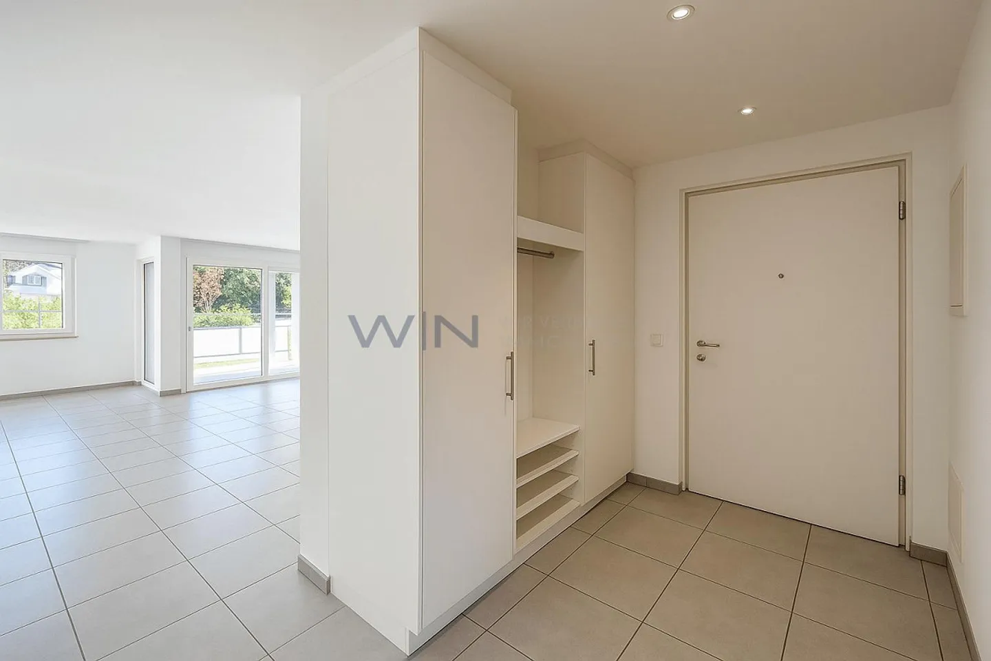 Modernes Apartment mit Balkon - Foto 6 von 7