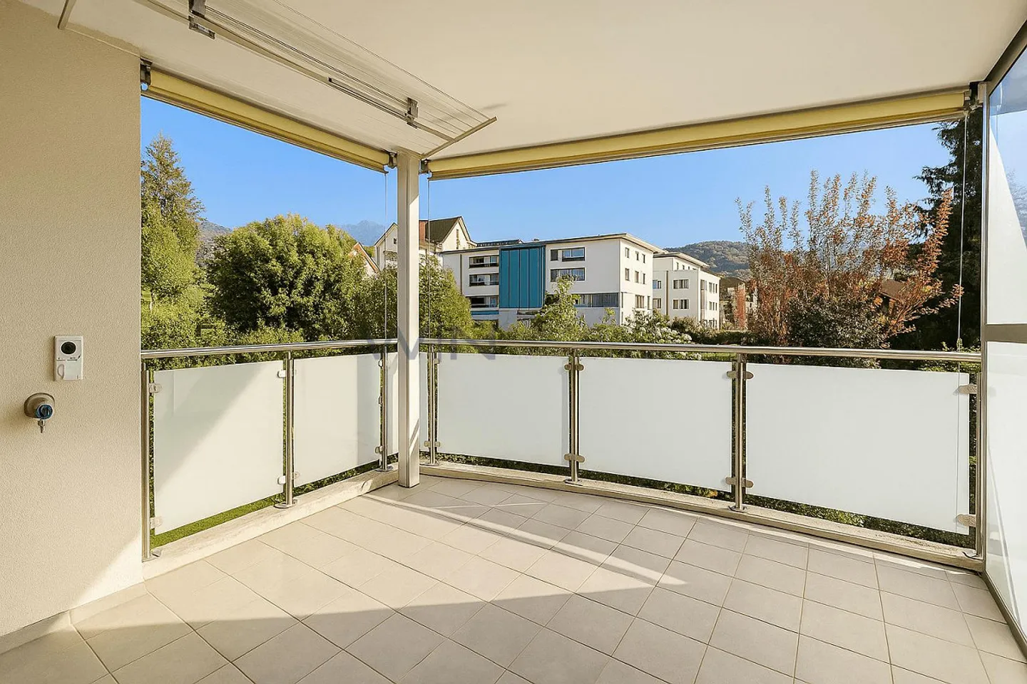 Modernes Apartment mit Balkon - Foto 7 von 7