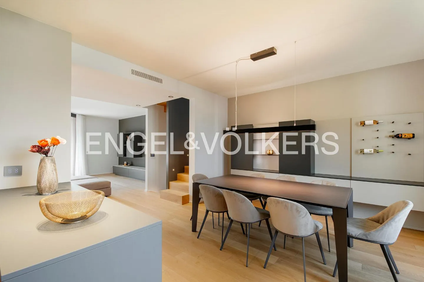 Duplex sofisticato con terrazza sul tetto - Foto 6 di 13