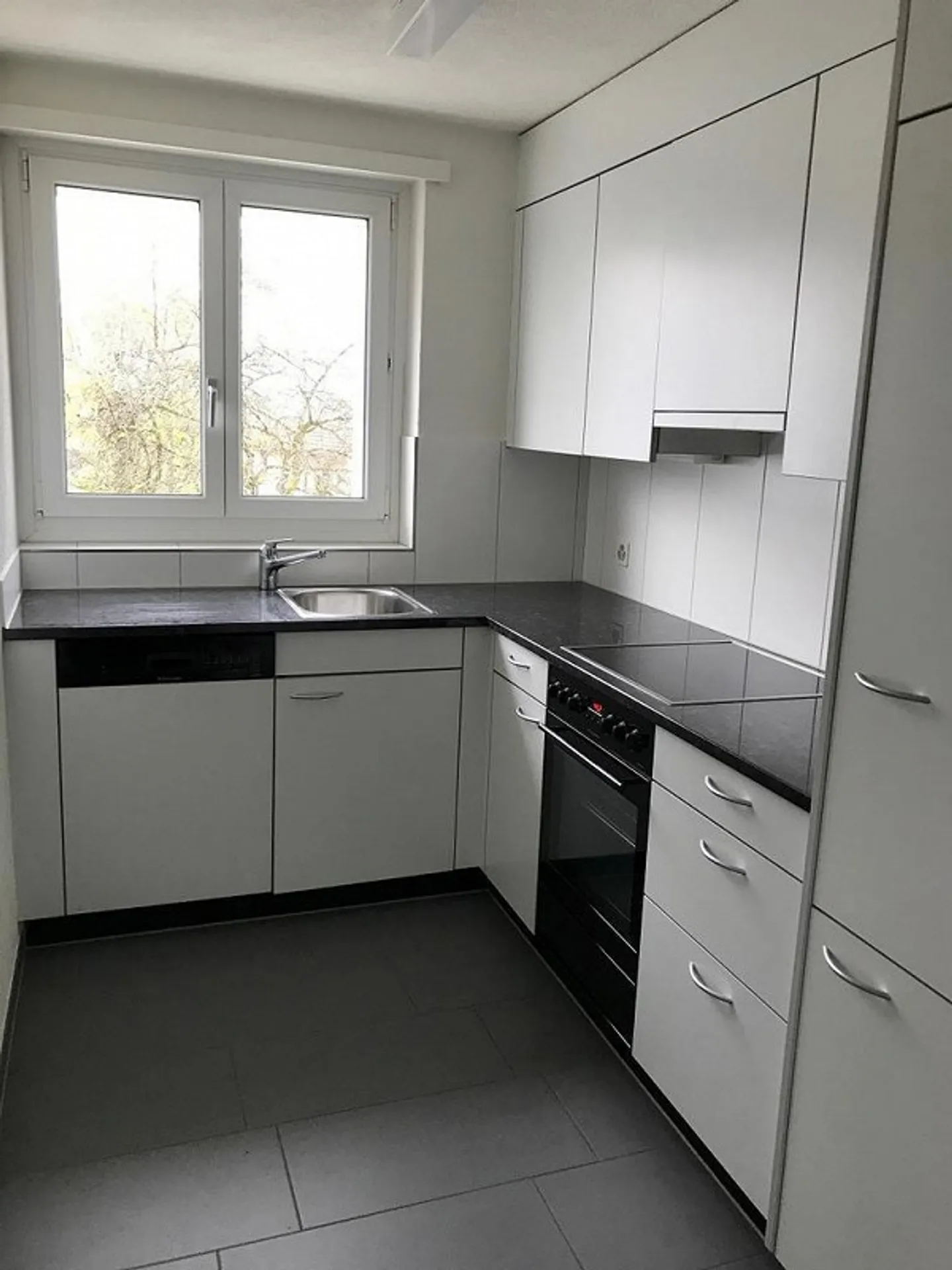 Appartamento centrale con 2 camere - Foto 2 di 5