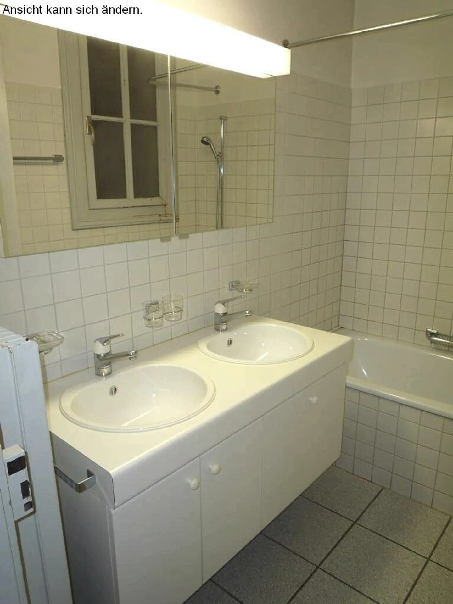 Appartamento centrale di 4 stanze di 103 m² al 4° piano - Foto 2 di 7