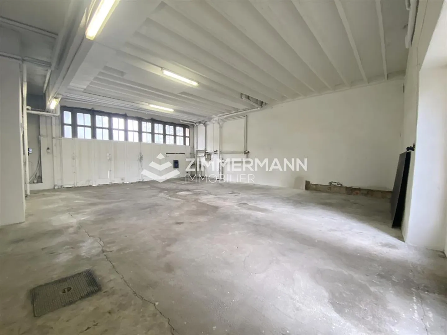 Storage Space in Begnins - Photo 6 of 7
