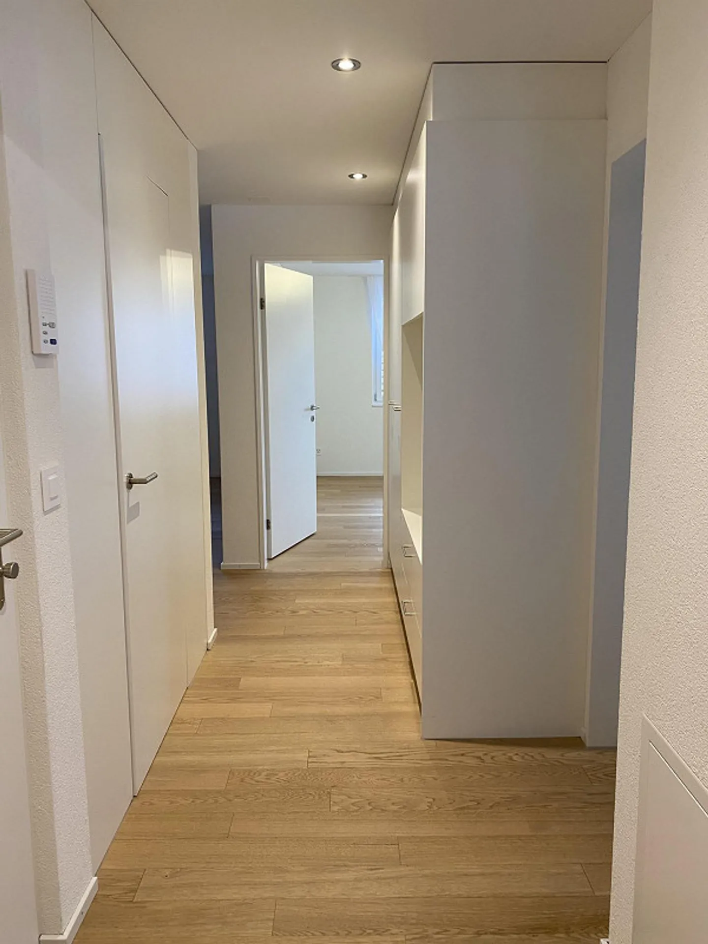 Appartamento 3.5 locali al 1° piano con grande ripostiglio - Foto 4 di 5