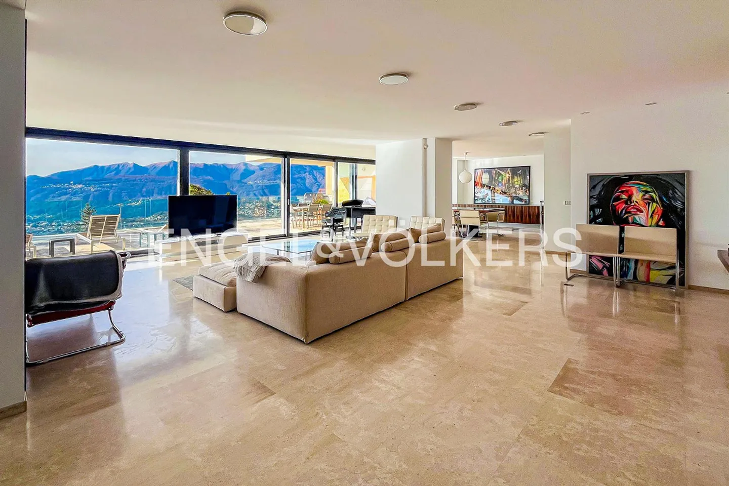 Duplex de rêve – où le style contemporain rencontre des vues imprenables sur le lac - Photo 5 sur 13