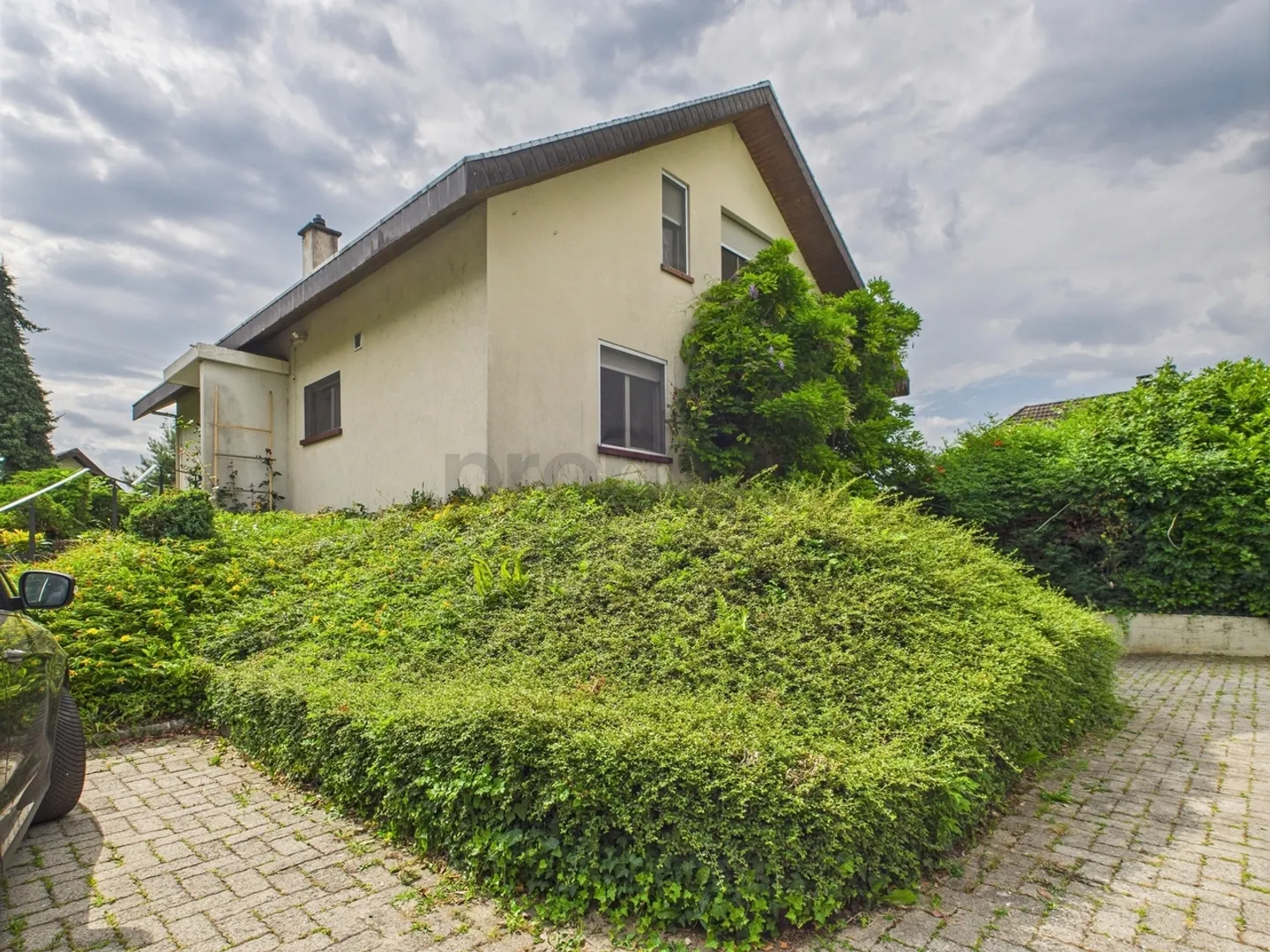 Charmante villa de 8.5 pièces avec jardin et vue sur le Jura à Commugny, VD - Photo 2 sur 13
