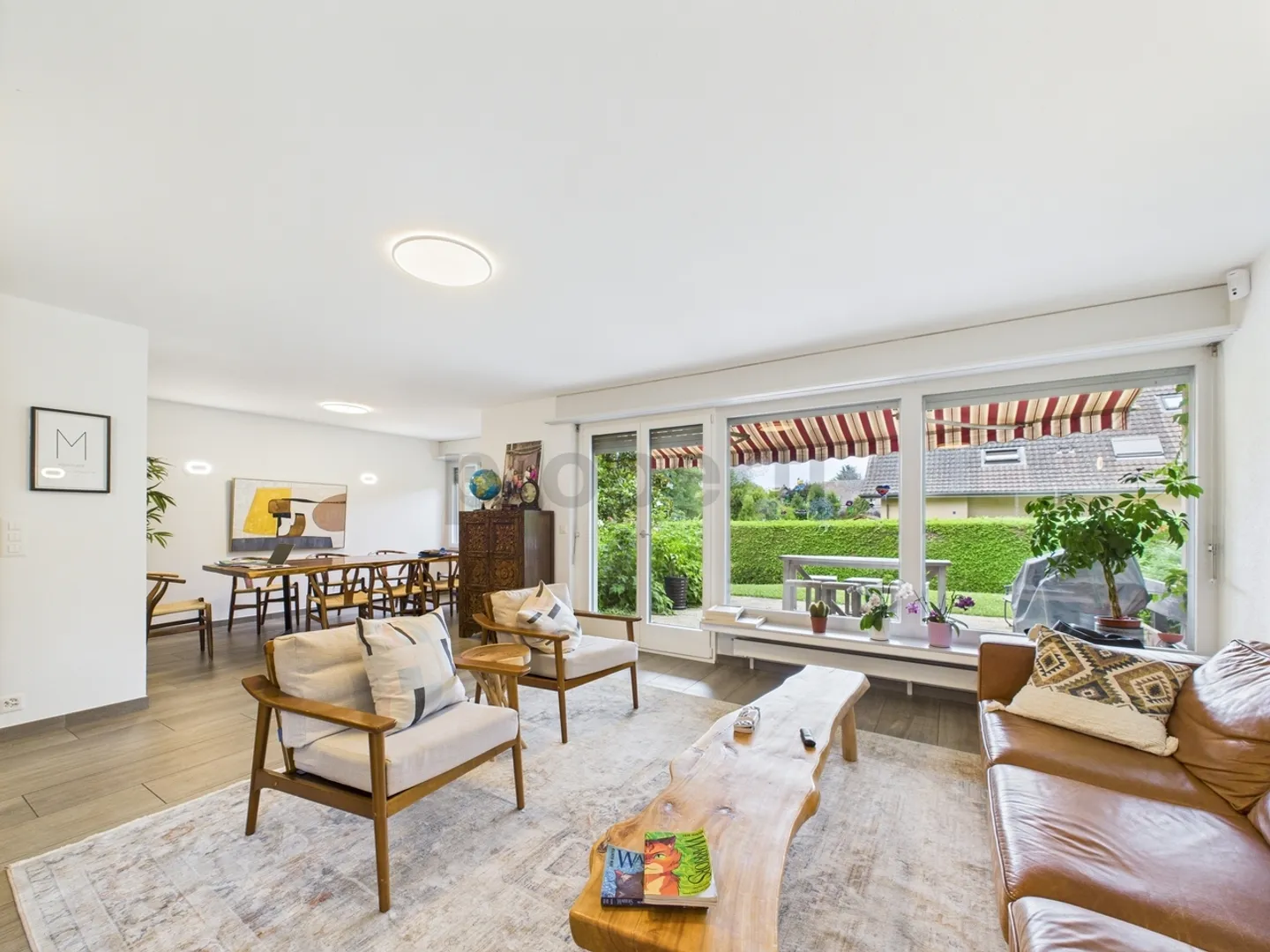 Charmante villa de 8.5 pièces avec jardin et vue sur le Jura à Commugny, VD - Photo 1 sur 13