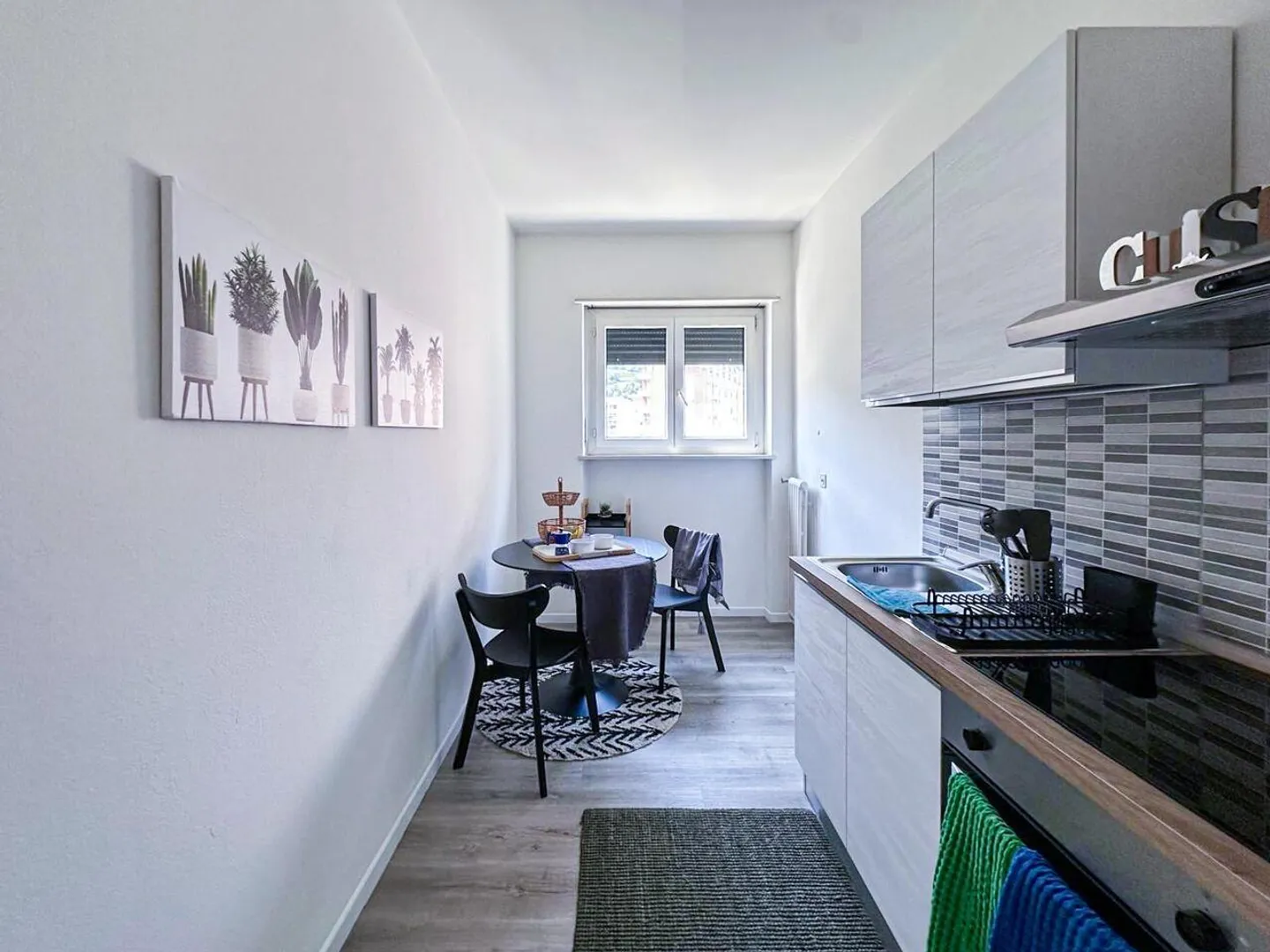 APPARTAMENTO 2.5 LOCALI ARREDATO A DUE PASSI DAL CENTRO - Foto 7 di 10