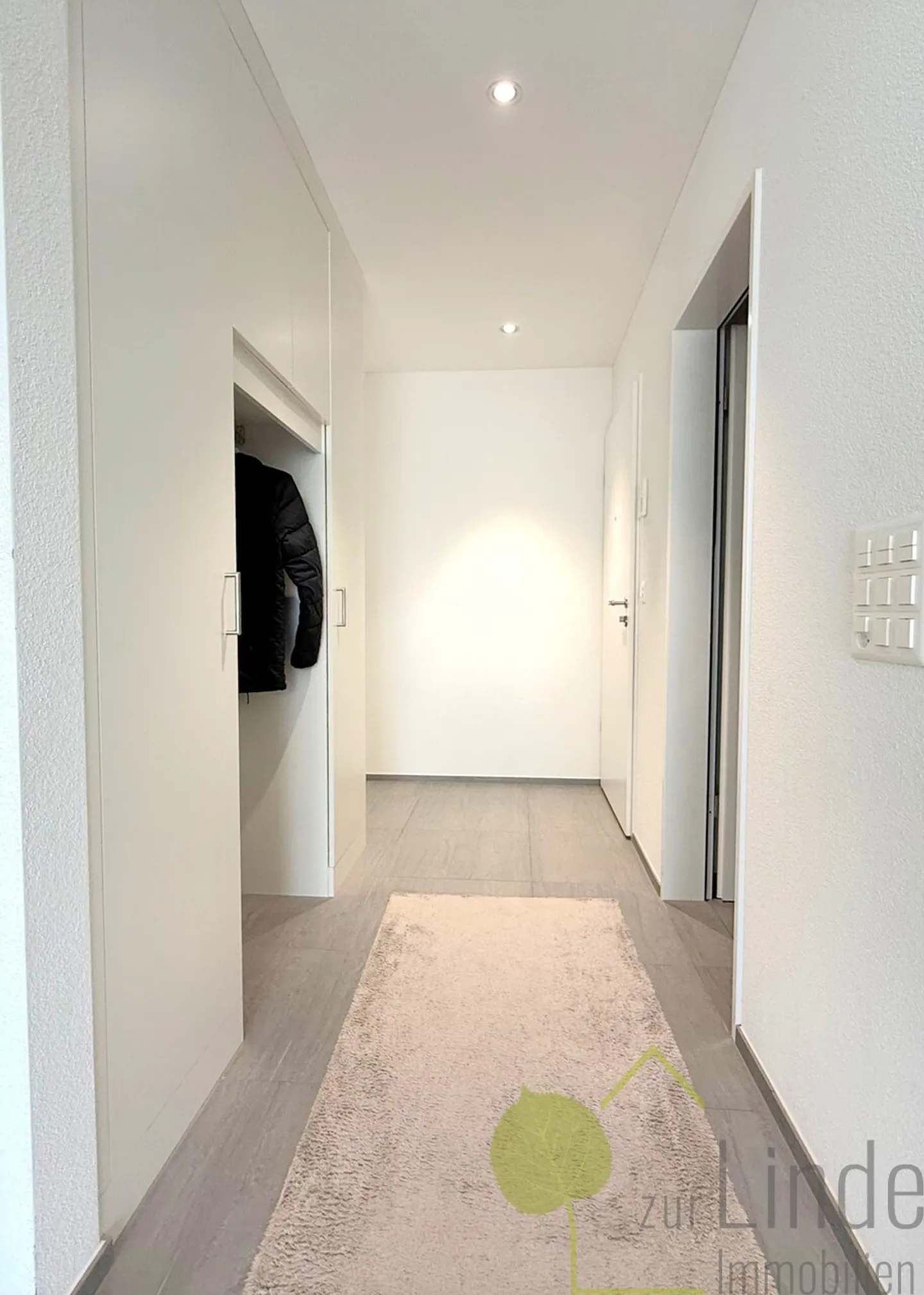 Appartement spacieux de 4.5 pièces - moderne, ensoleillé, familial - Photo 6 sur 14