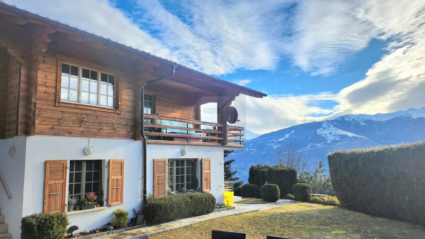 Zentrales Wallis, wunderschönes Chalet mit paradiesischem Blick, erstklassige Lage, Ruhe - Foto 3 von 13