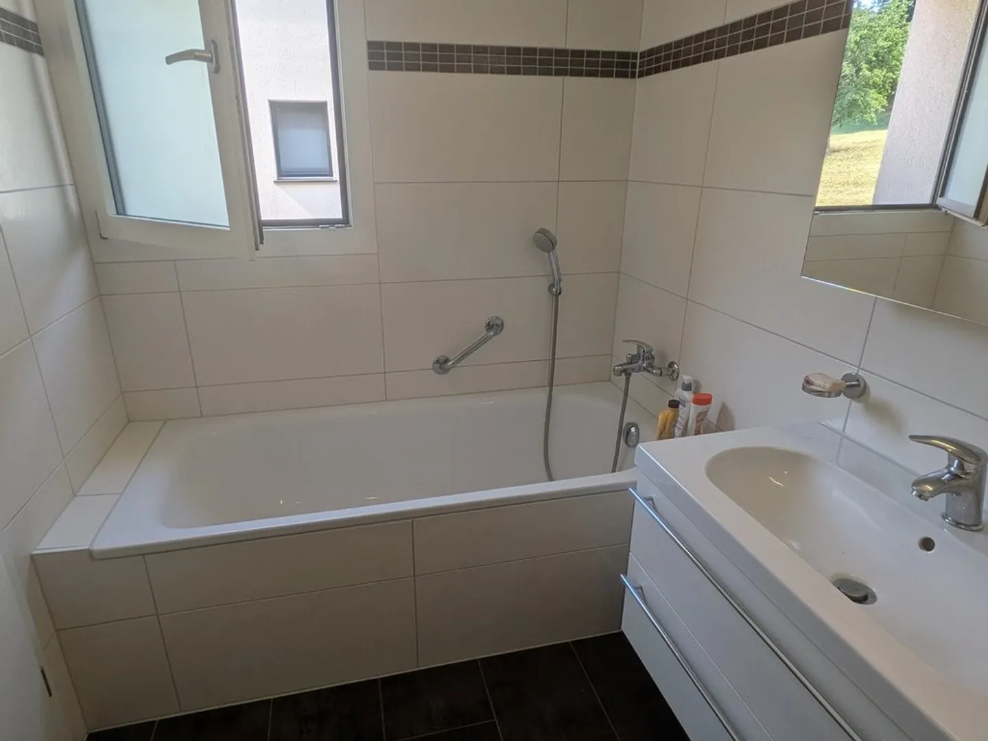 Apartment with 4.5 rooms on the 2nd floor - Photo 8 of 11