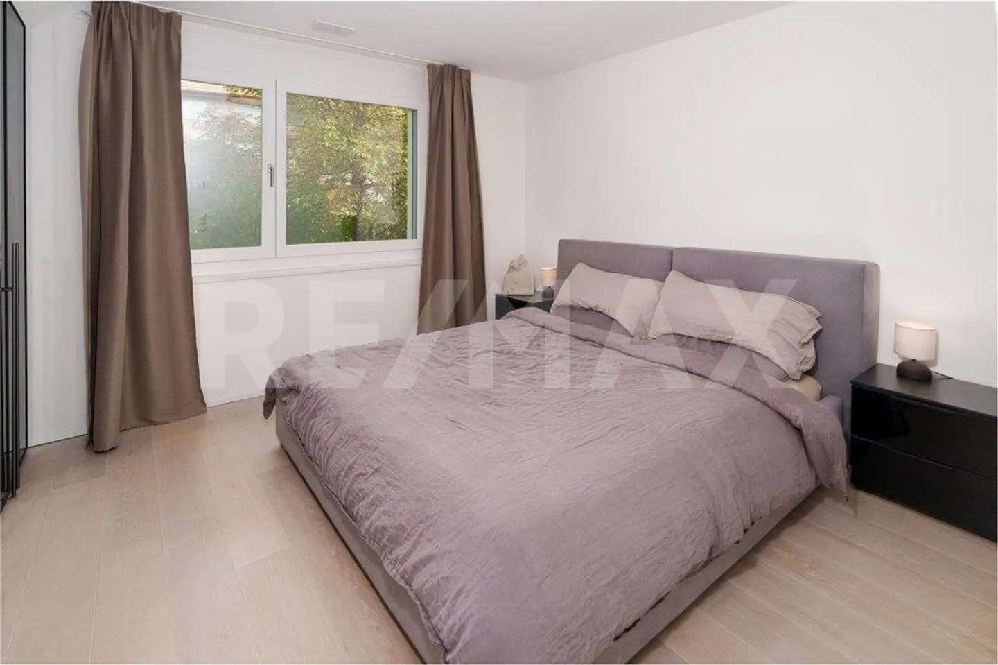 Like-new 3.5 room apartment with large balcony - Photo 6 of 9