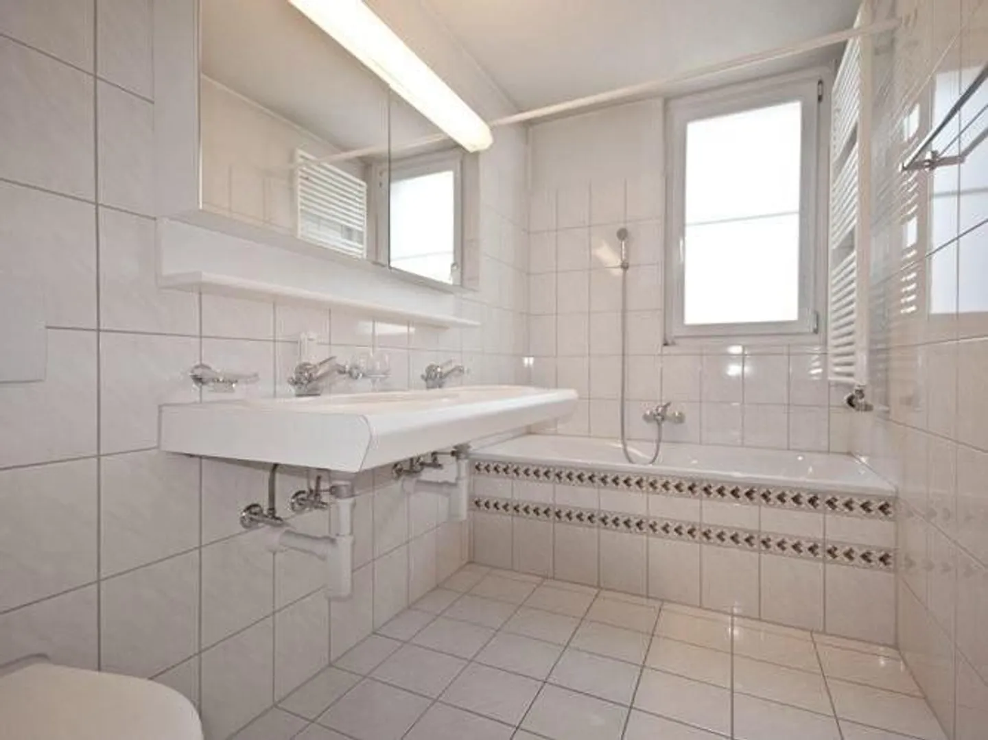 Ampio appartamento mansardato con vista - Foto 3 di 6