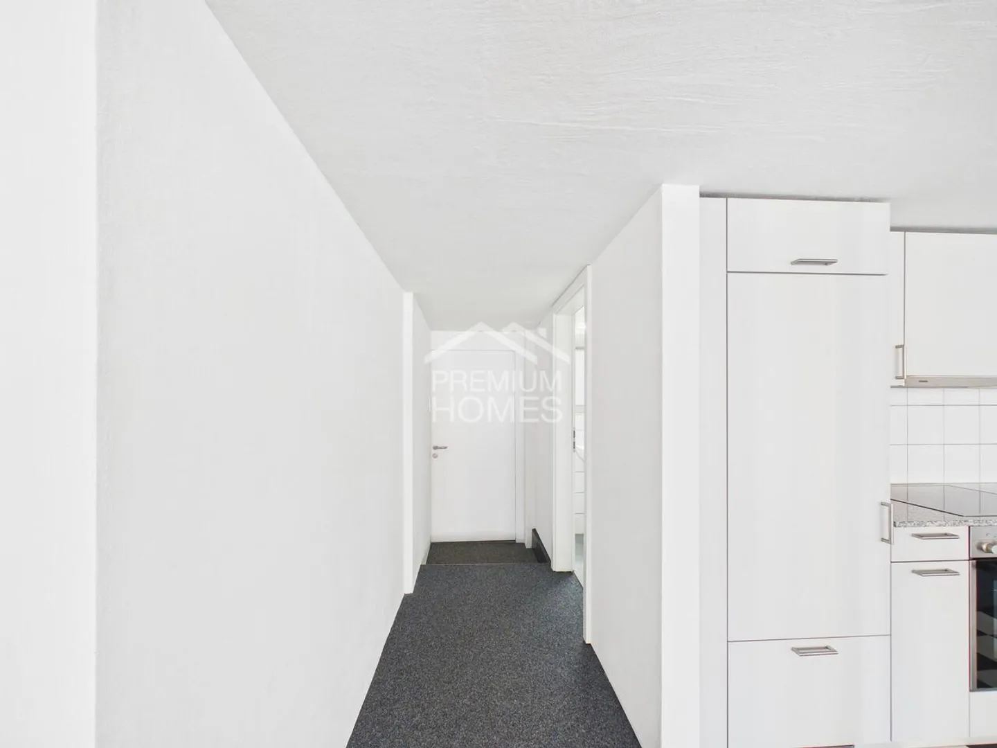 900 CHF pour cet emplacement?! Un véritable bijou de la vieille ville! - Photo 6 sur 13