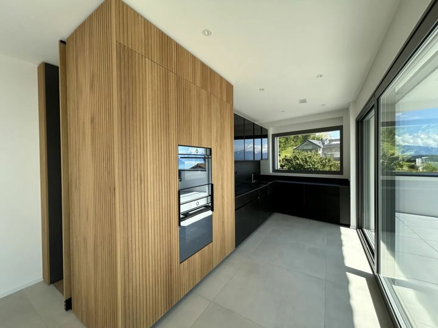 Penthouse de Luxe avec Vue Époustouflante - Photo 4 sur 12