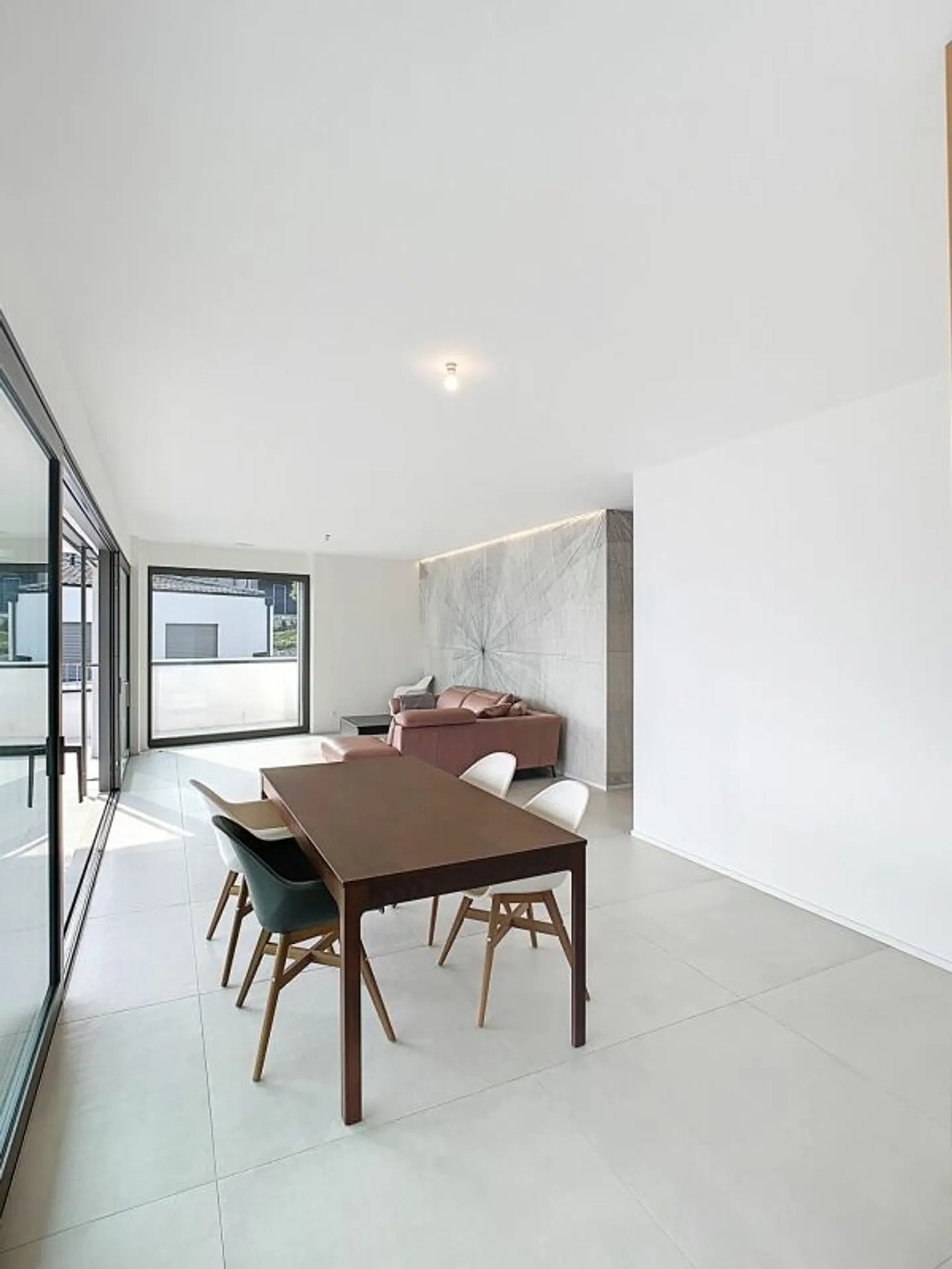 Penthouse de Luxe avec Vue Époustouflante - Photo 7 sur 12