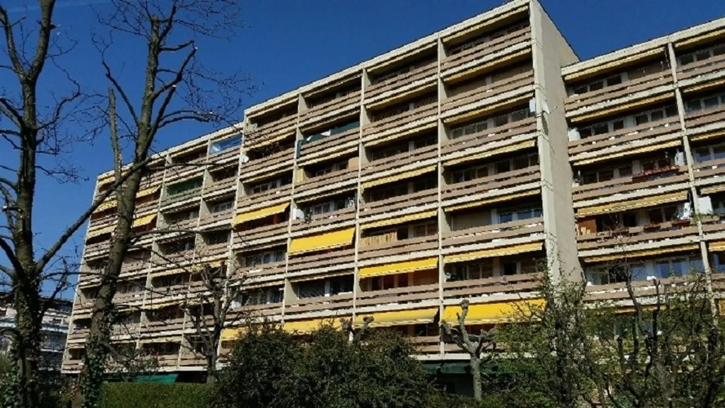 Appartement rénové dans un quartier dynamique - Photo 1 sur 2