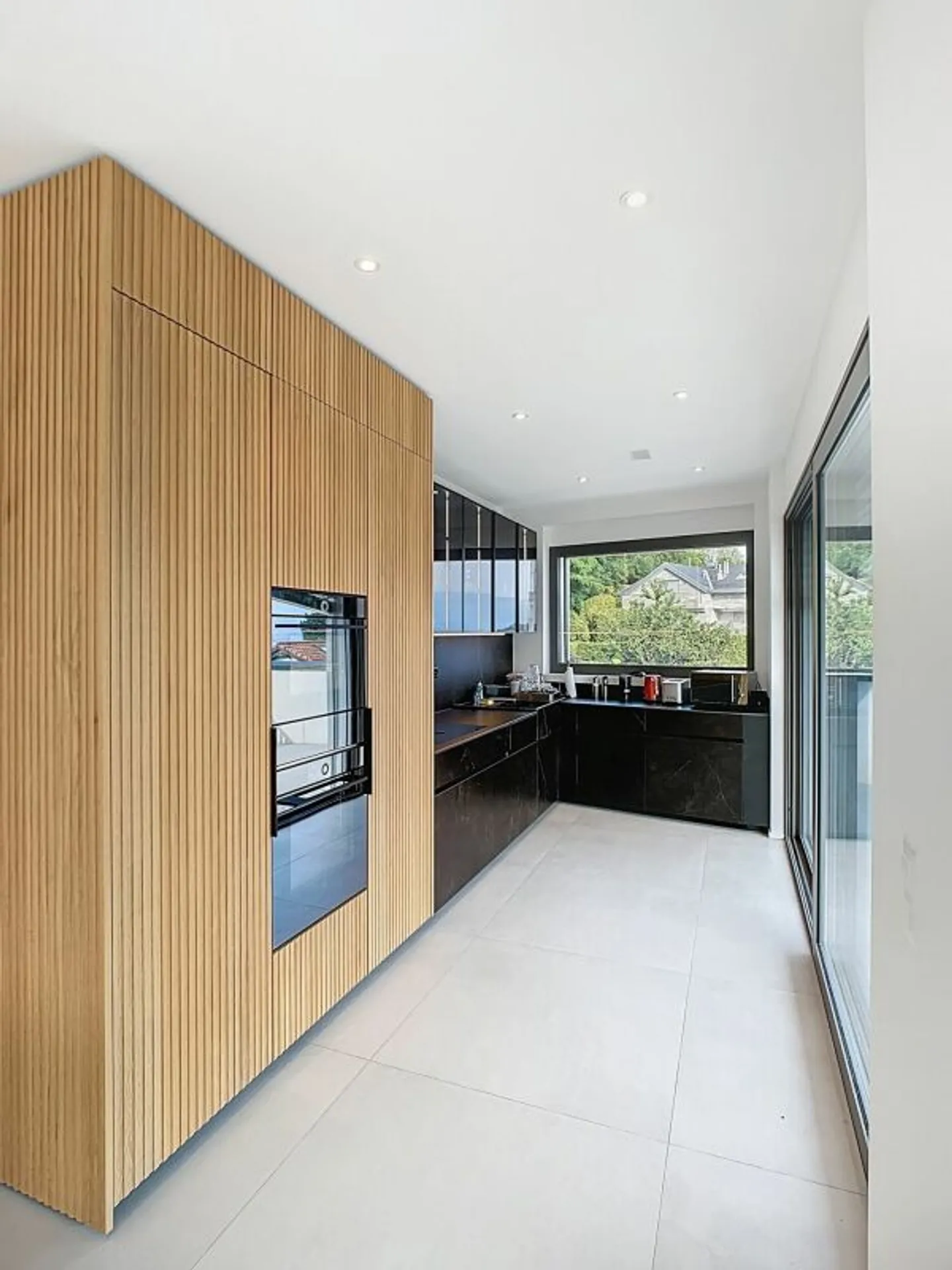 Penthouse de Luxe avec Vue Époustouflante - Photo 5 sur 12