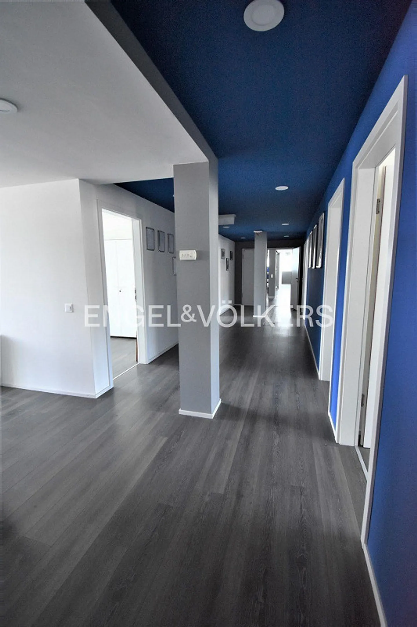 Ufficio di 416 m2 al 5° piano con ascensore - Foto 3 di 12