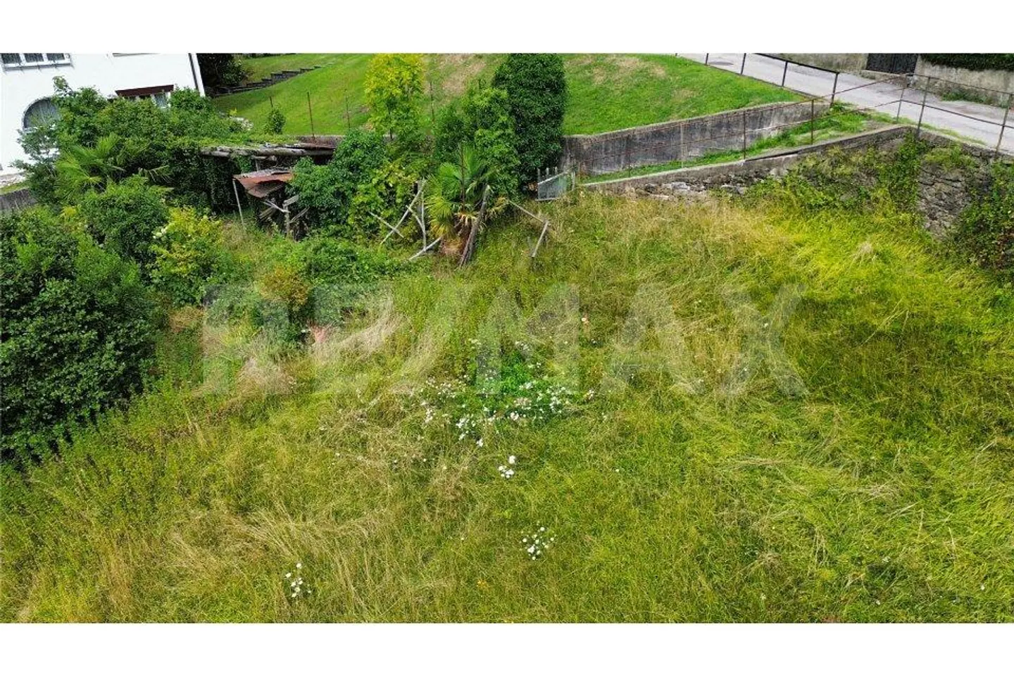 Building plot in Astano quiet location and great potential - Photo 8 of 9