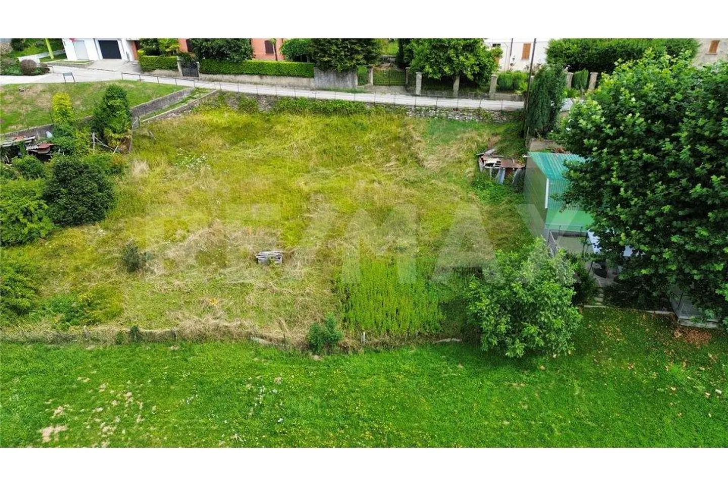 Building plot in Astano quiet location and great potential - Photo 4 of 9