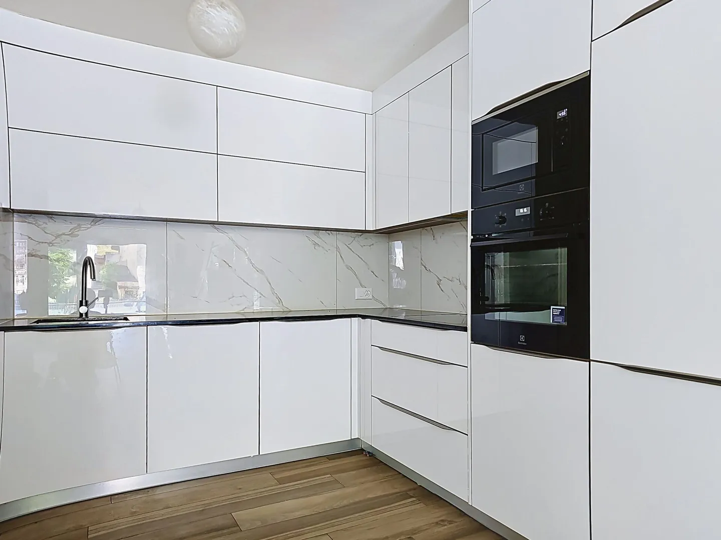 Duplex Charmant avec Terrasse - Photo 2 sur 15
