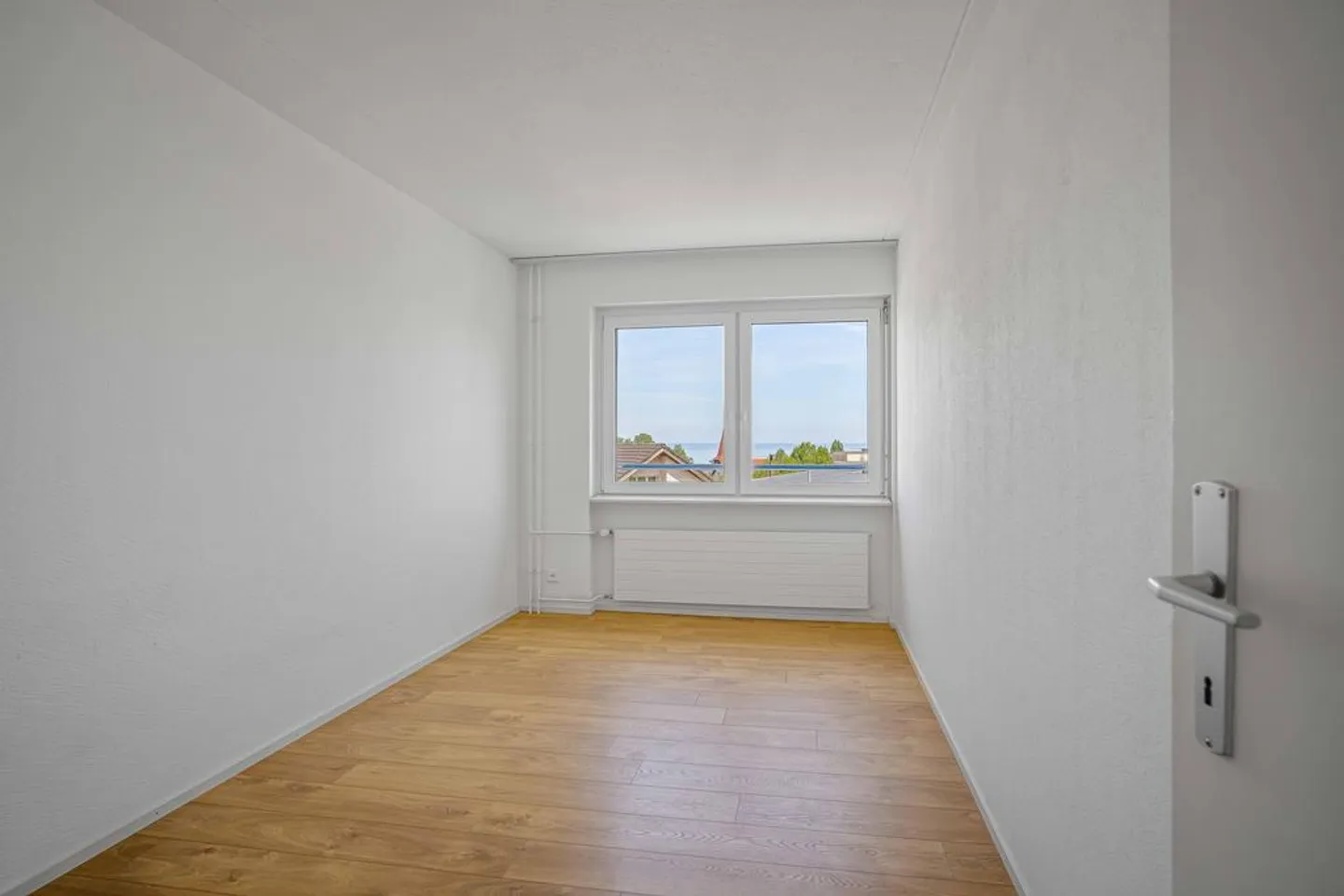 Vivere moderno e centrale a Rorschacherberg! - Foto 2 di 8