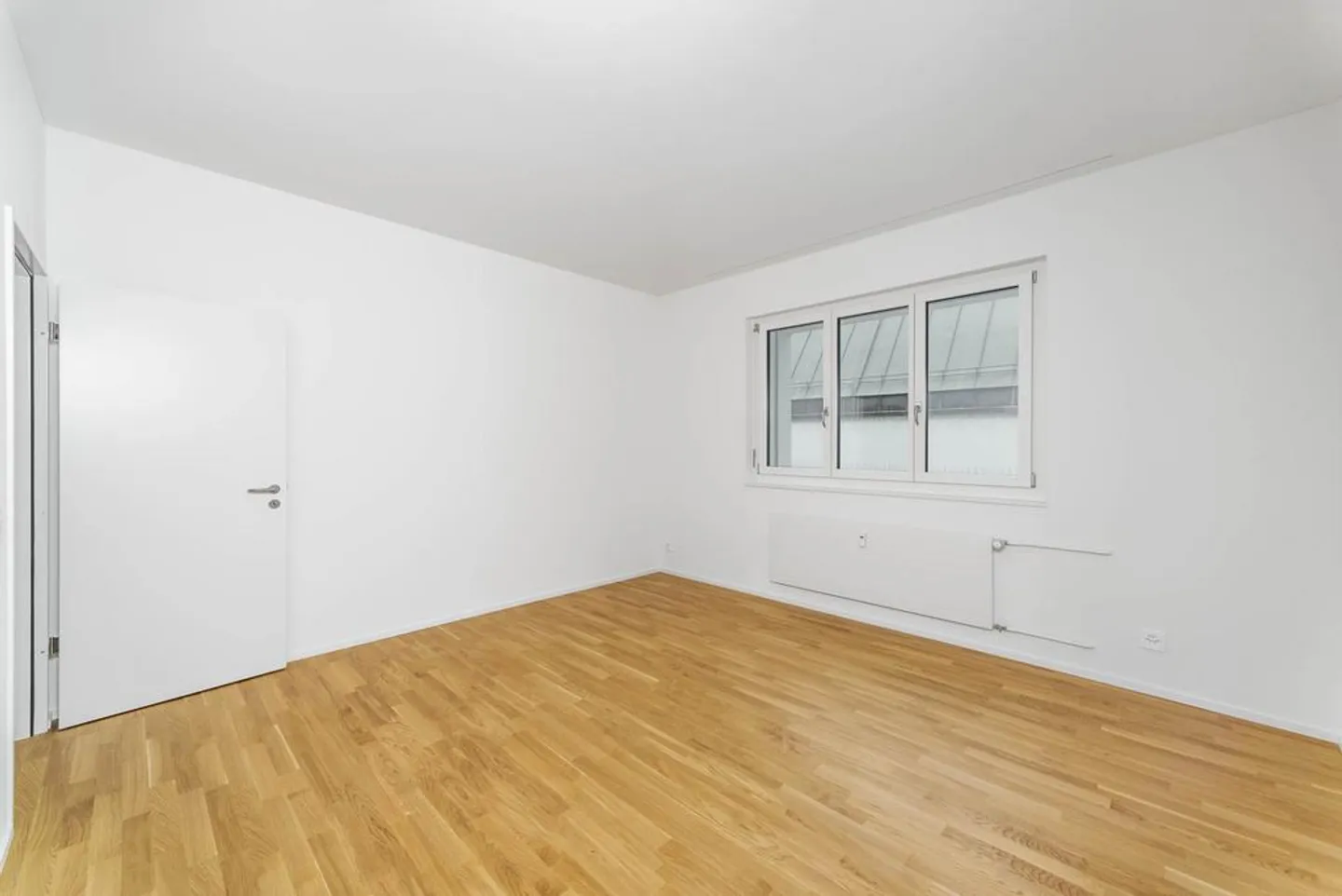 Moderne Wohnung mit Balkon - Foto 3 von 7