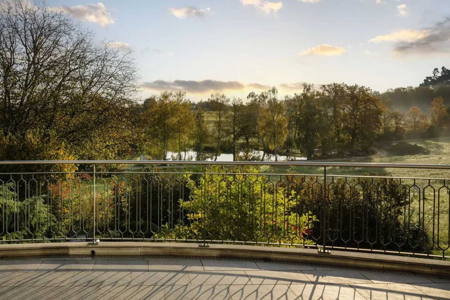 Appartamento con terrazza di 370 m2 nel verde - Foto 20 di 21