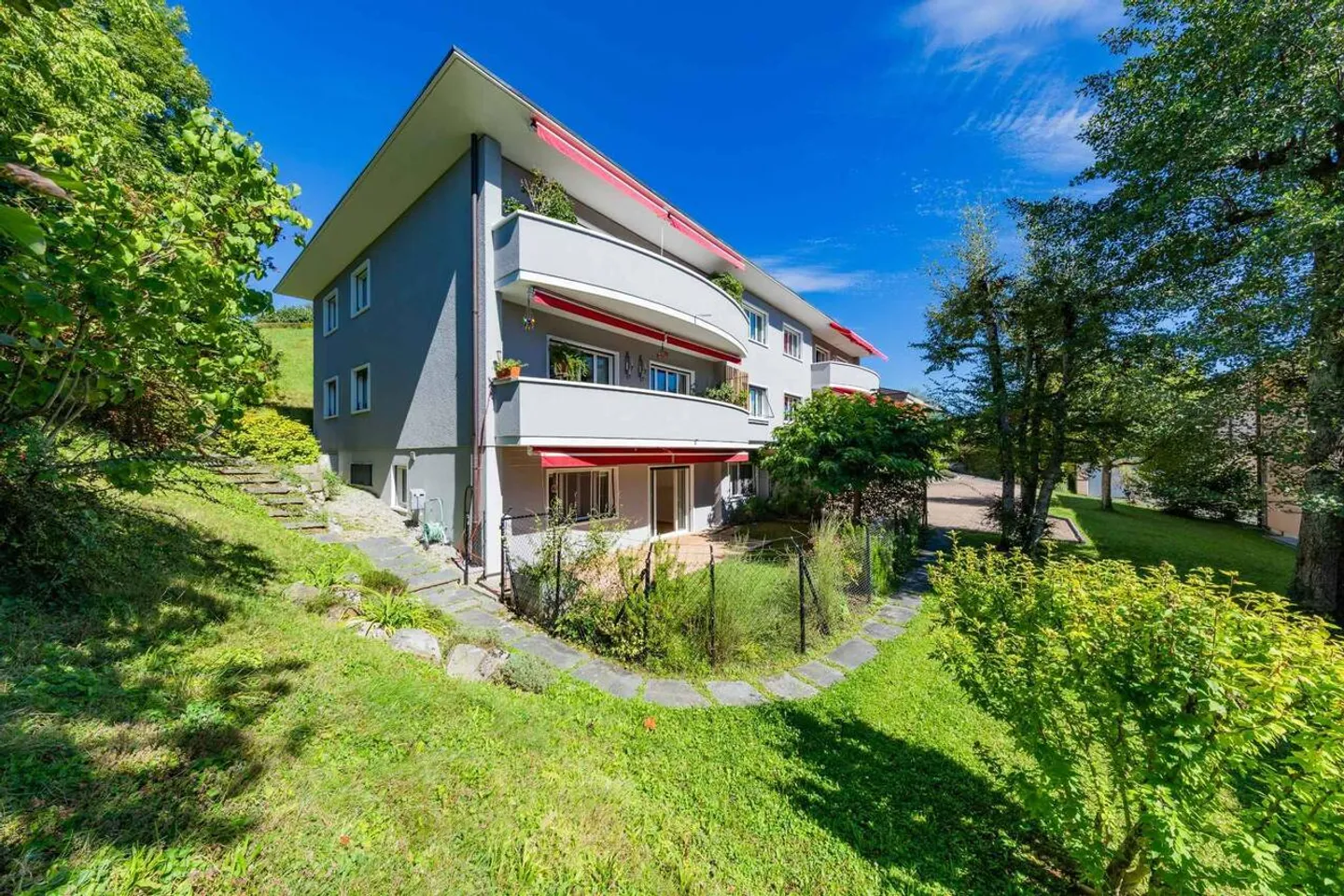 Appartamento 3.5 stanze ristrutturato con terrazza e giardino, tranquillo. - Foto 10 di 10