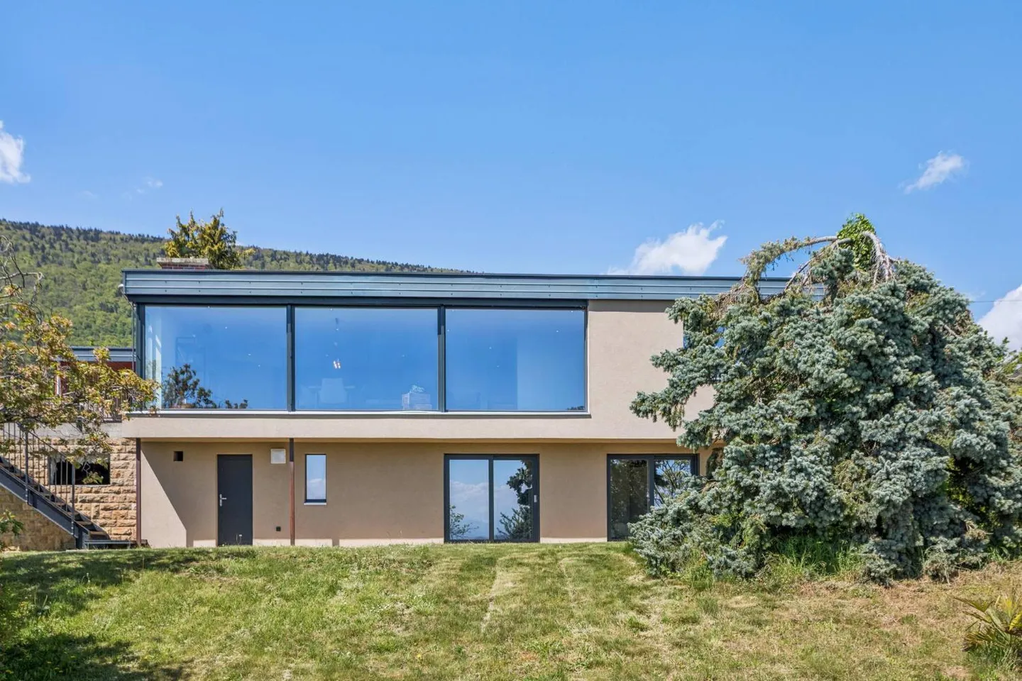 A villa between heaven, vineyards, and lake - Photo 13 of 13