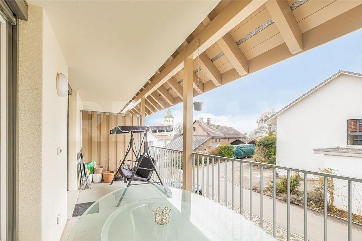 Casa a schiera 5.5 stanze quasi nuova con bella vista e grande giardino - Foto 12 di 13