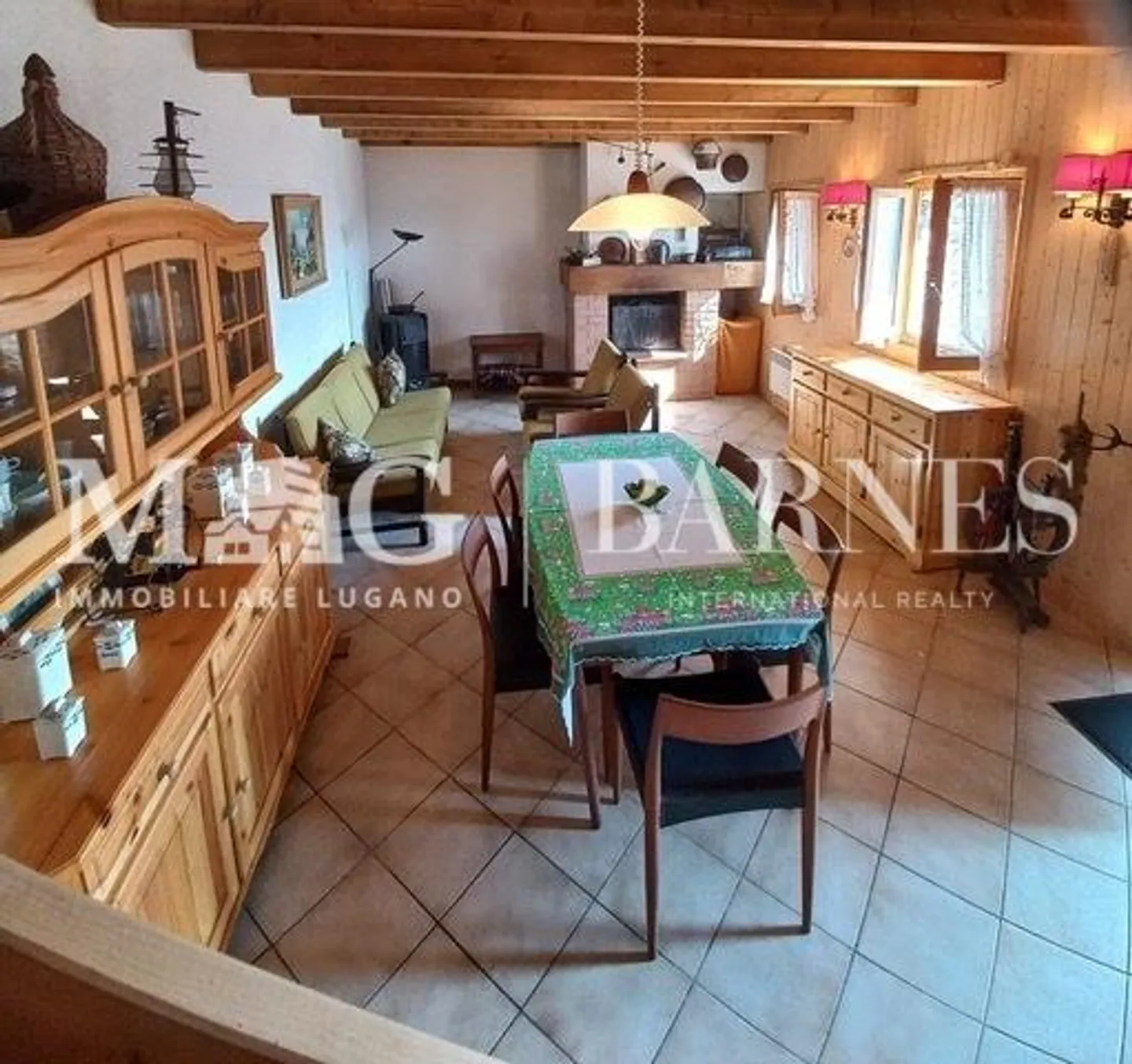 Furnished rustic with land 2,000 sqm in Roncapiano, Valle di Muggio - Photo 2 of 8