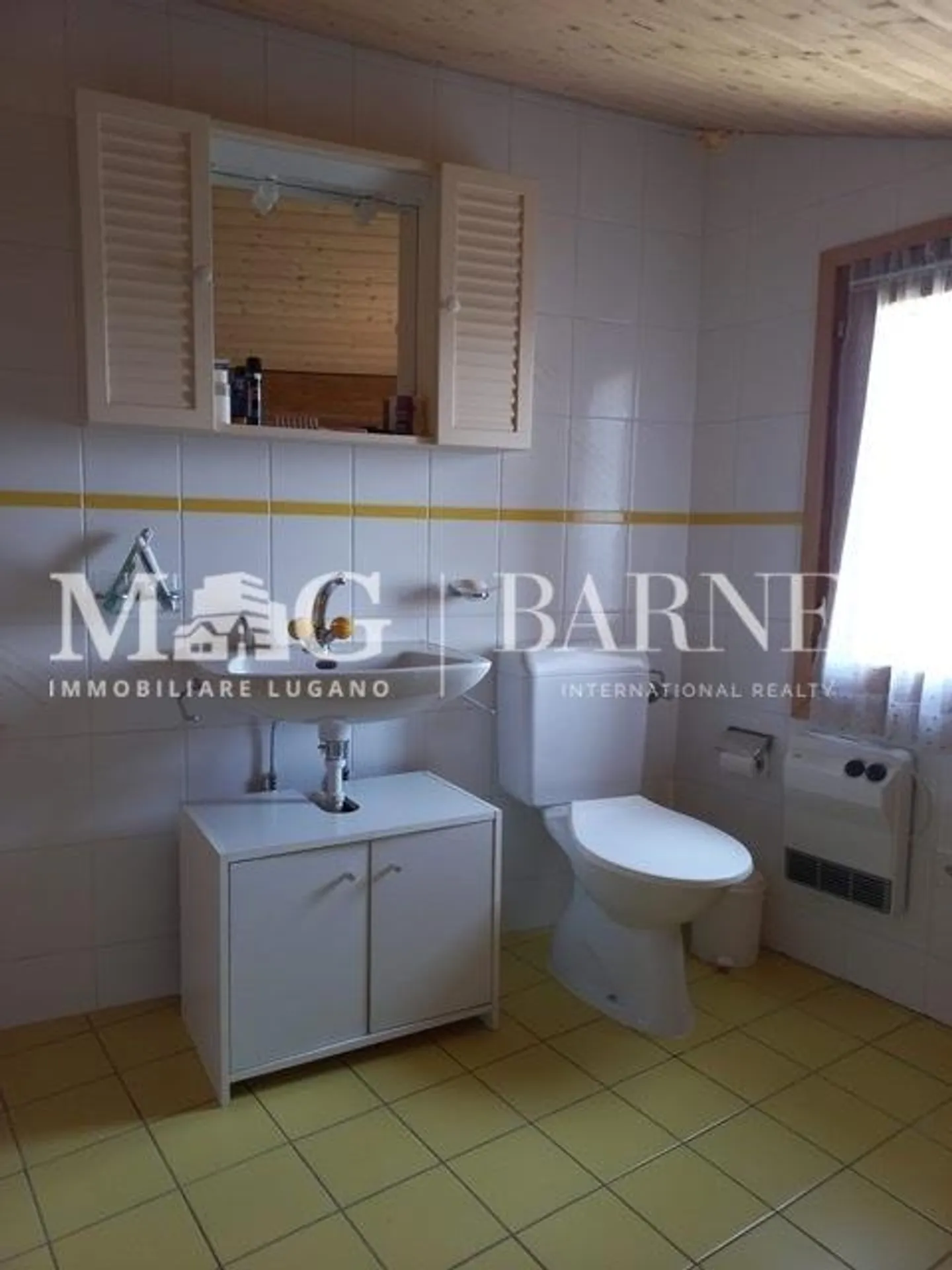 Furnished rustic with land 2,000 sqm in Roncapiano, Valle di Muggio - Photo 4 of 8