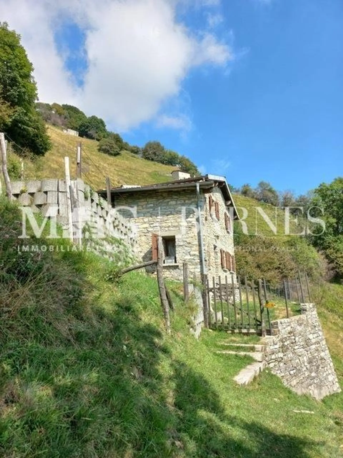Furnished rustic with land 2,000 sqm in Roncapiano, Valle di Muggio - Photo 8 of 8