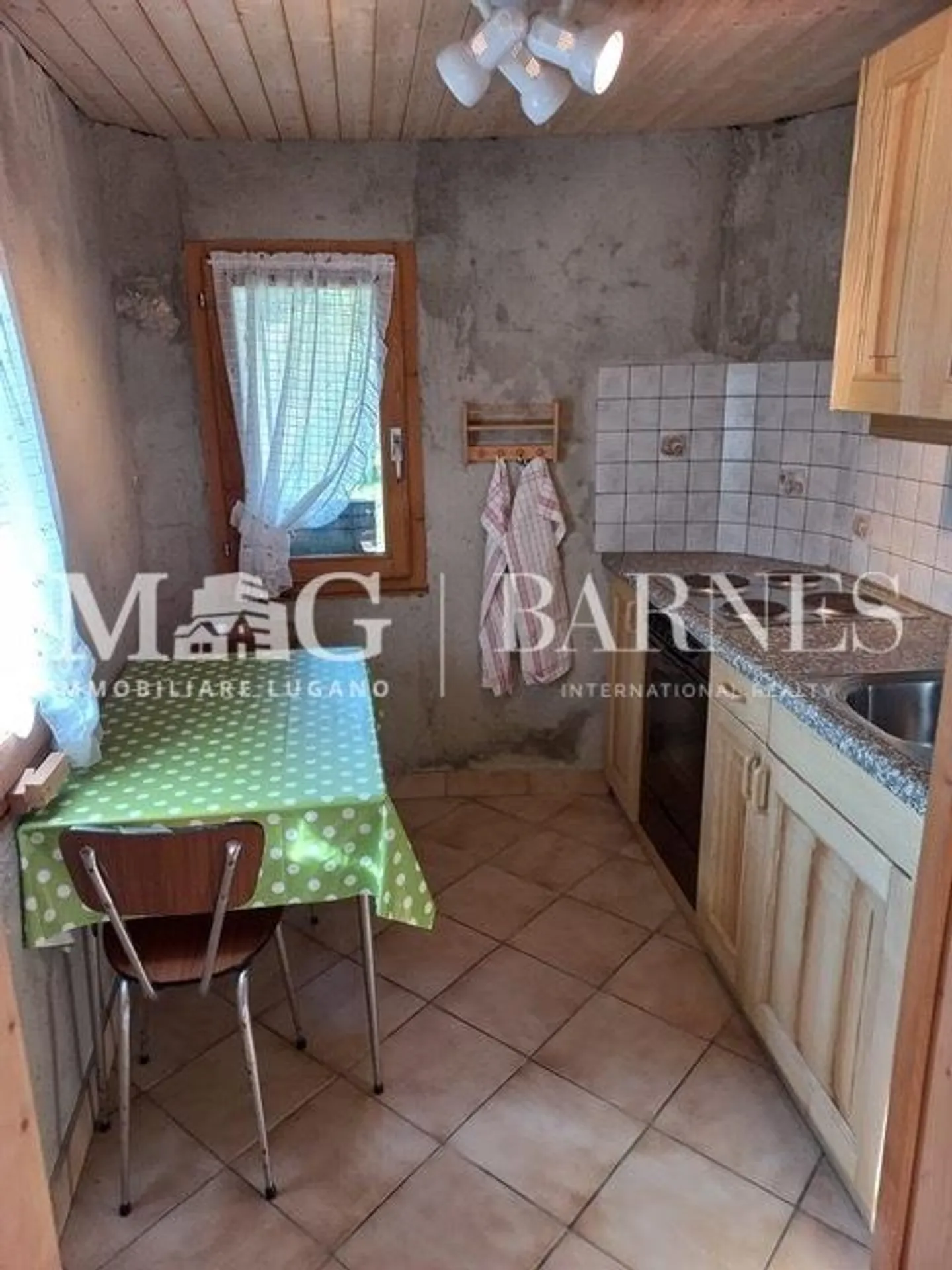Furnished rustic with land 2,000 sqm in Roncapiano, Valle di Muggio - Photo 7 of 8