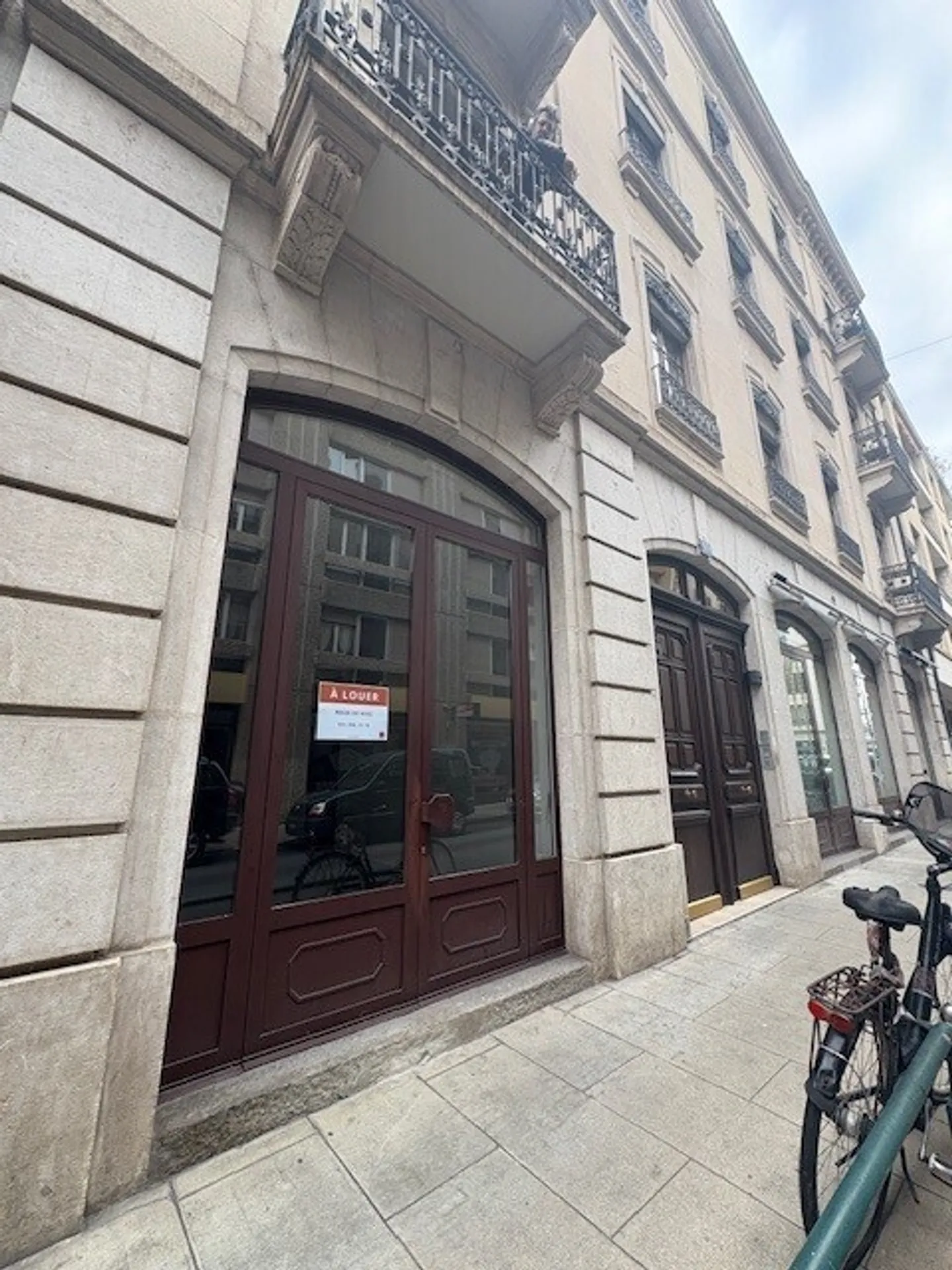 Arcade for rent near the lake - Photo 1 of 6