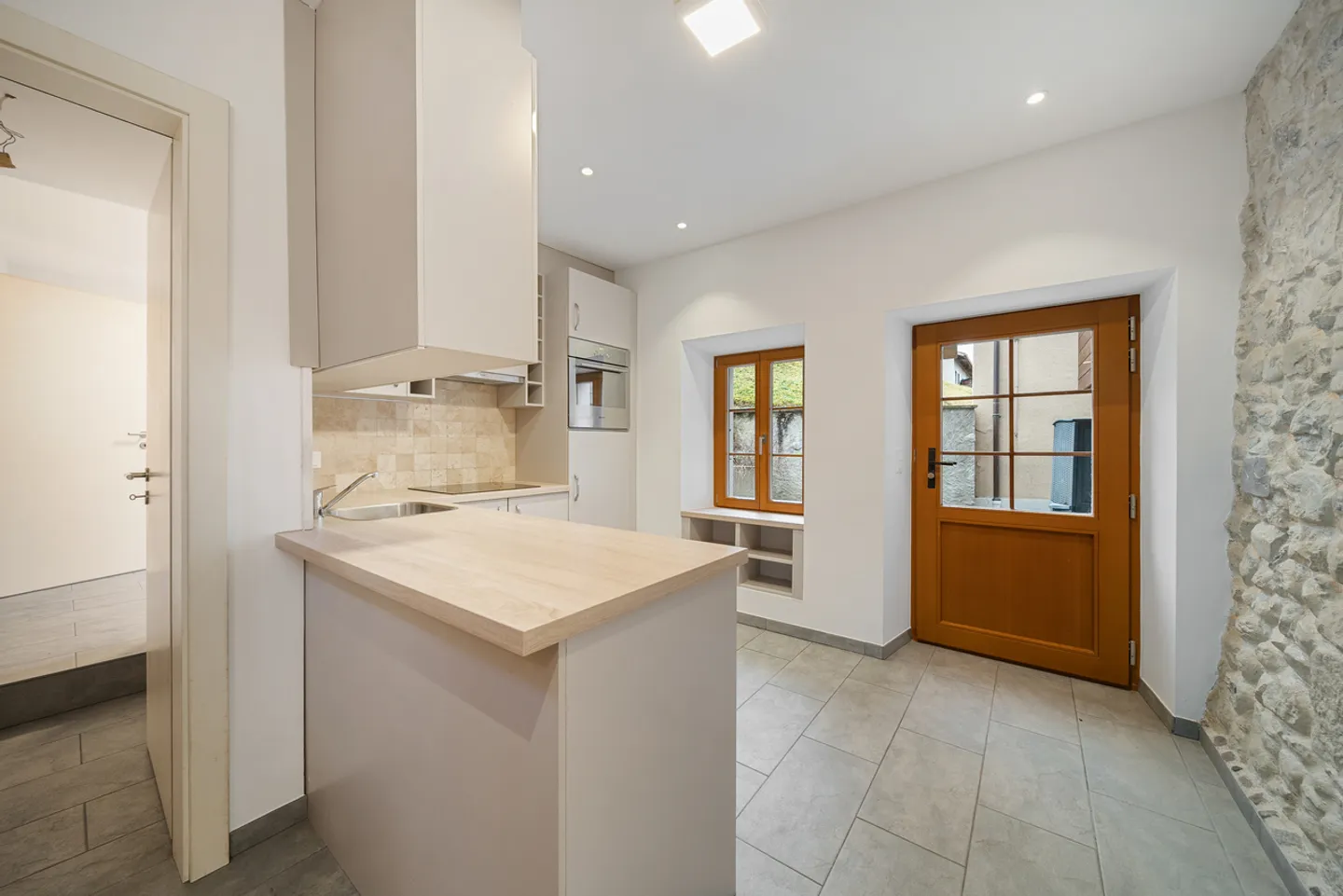 Charmante maison de vigneron avec terrasse et terrain de 200 m2 - Photo 16 sur 18