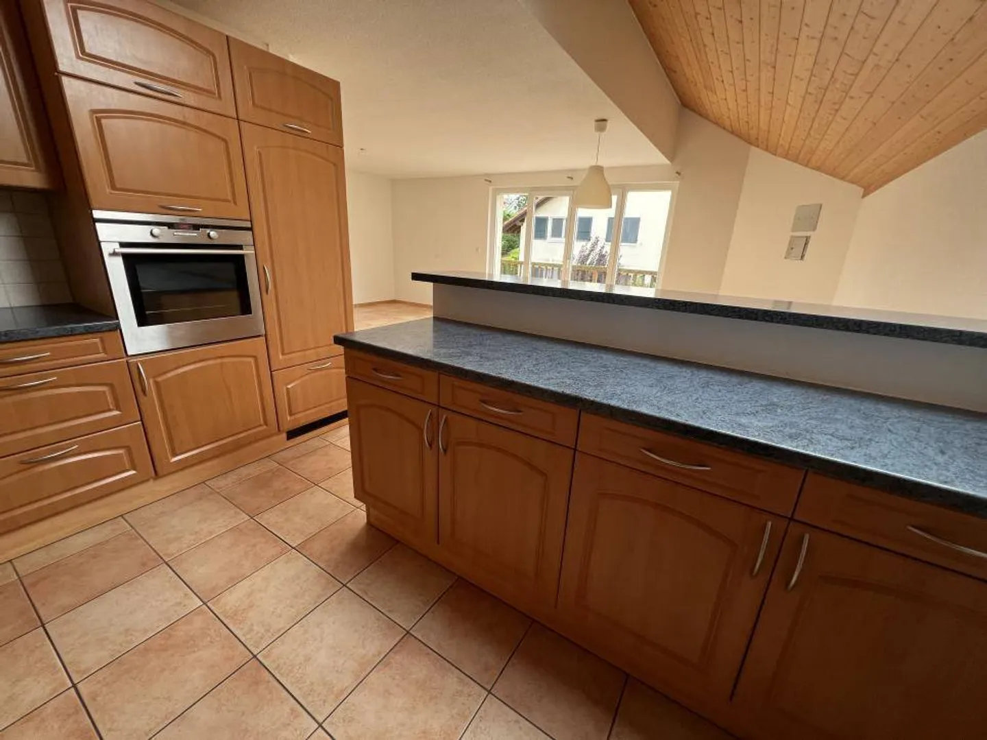 Bellissimo duplex di 6,5 stanze con grande balcone - Foto 5 di 13