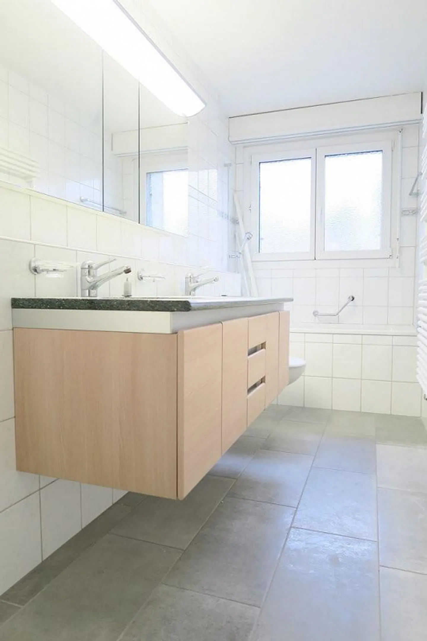 Helle 4-Zimmer-Wohnung in Bern - Foto 3 von 9
