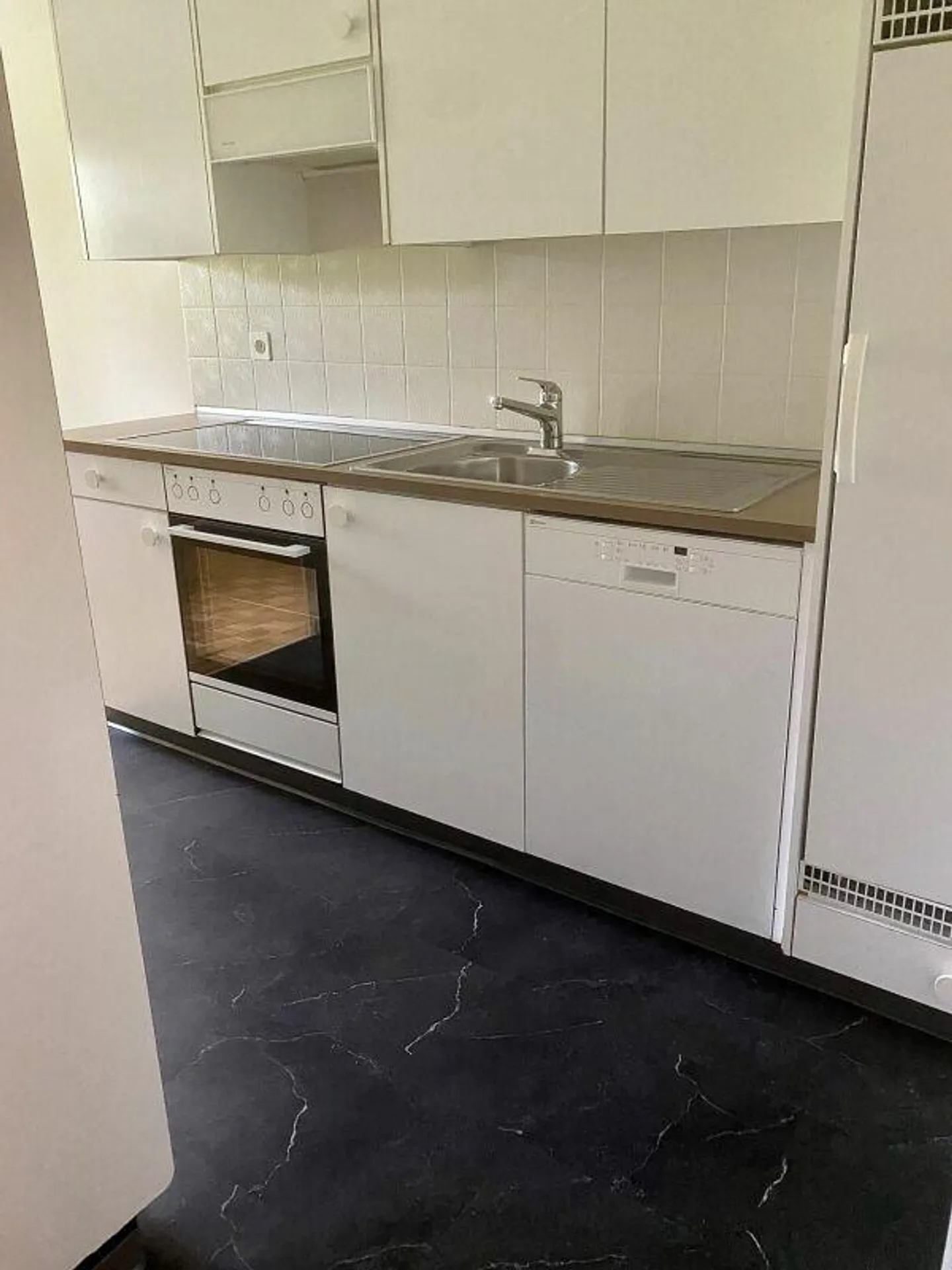 Appartement familial charmant avec balcon dans un emplacement calme - Photo 2 sur 9