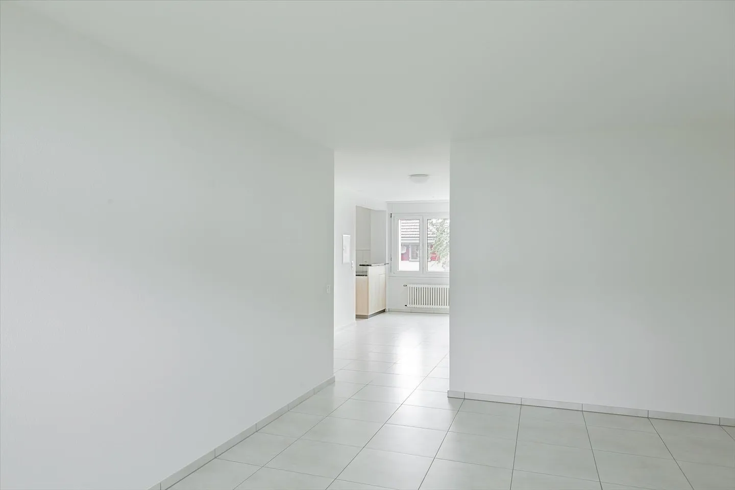 Apartment for rent - Photo 2 of 10