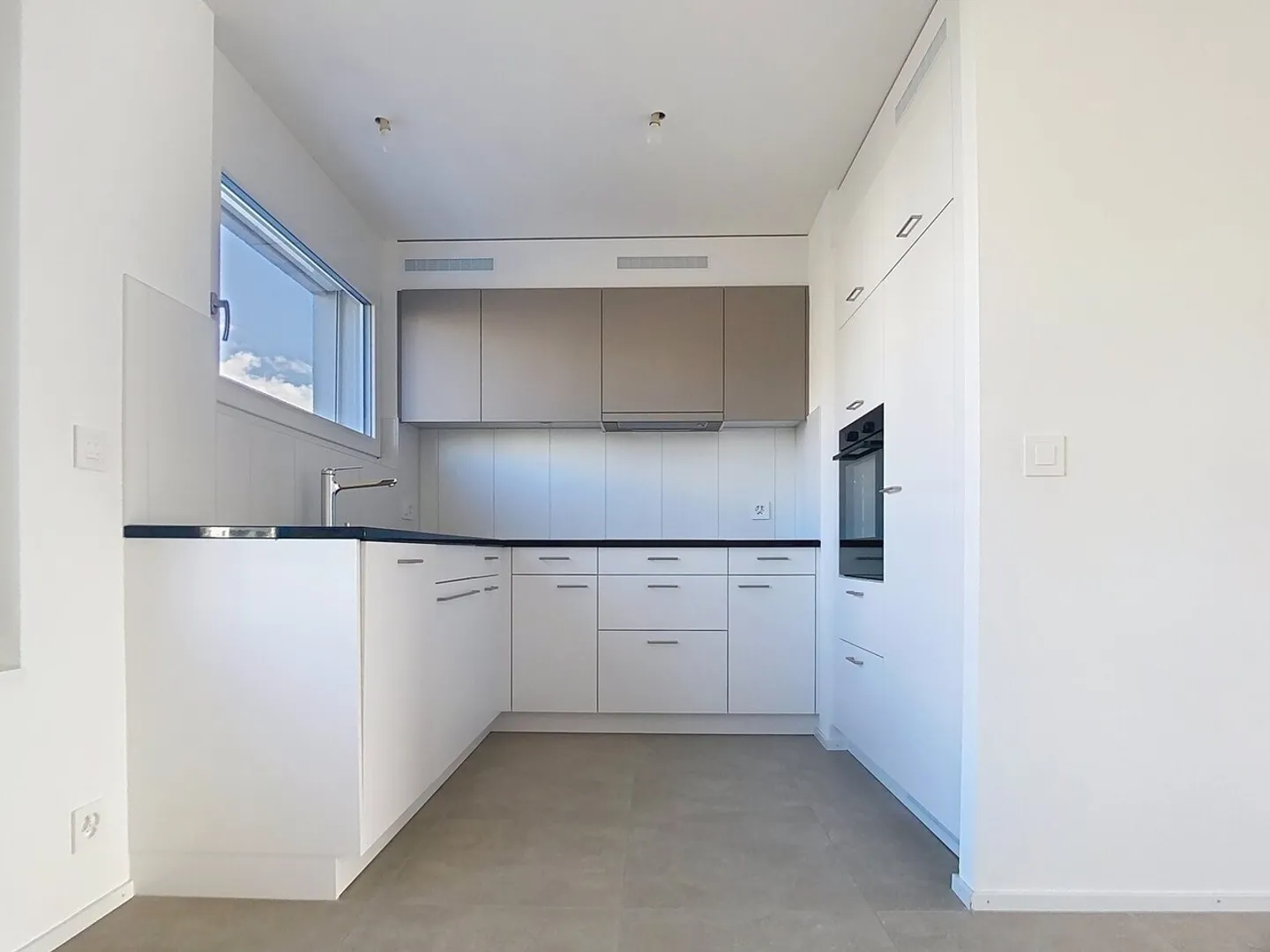Appartamento 4.5 stanze - Foto 3 di 12