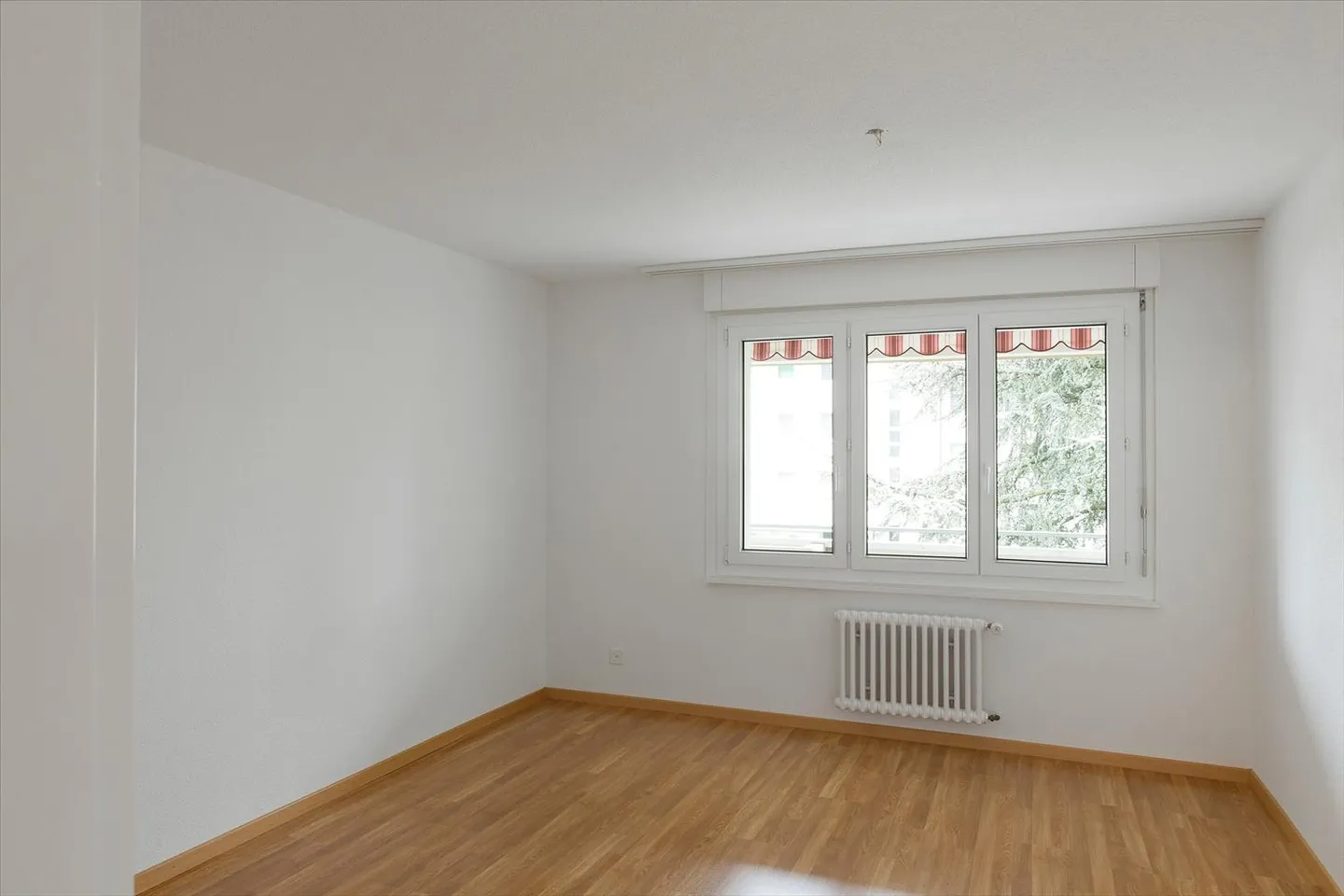 Apartment for rent - Photo 6 of 10