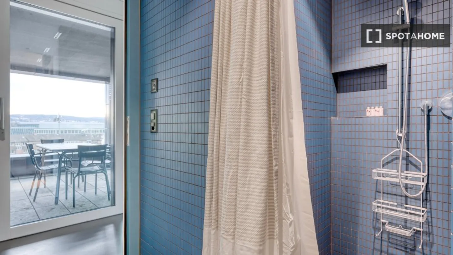 Apartment for rent - Photo 12 of 14