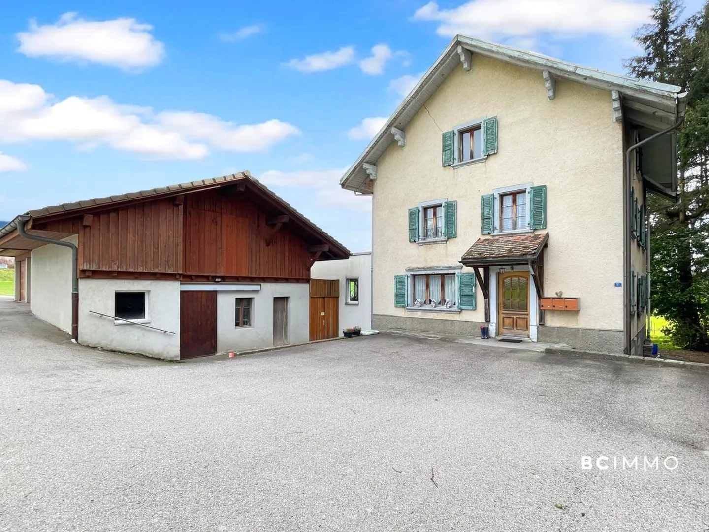 Zu renovierendes Apartment auf der gesamten obersten Etage | Exklusivität BC IMMO - Foto 4 von 5