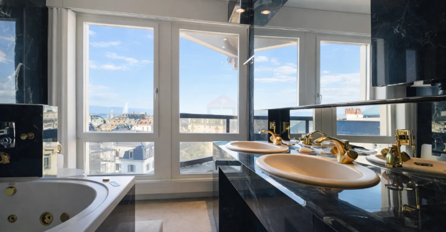 Exceptional apartment in Champel with panoramic view of Geneva - Photo 6 of 9