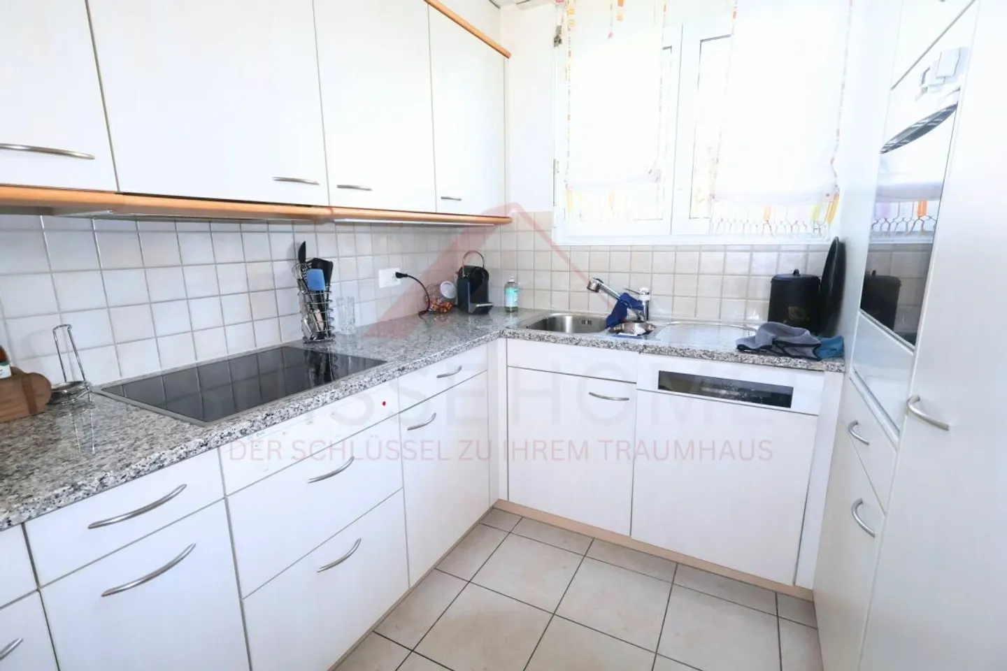 Maison individuelle en rangée de 4,5 pièces bien entretenue avec balcon, vue sur la montagne et garage souterrain à 3613 Steffisburg - Photo 6 sur 21