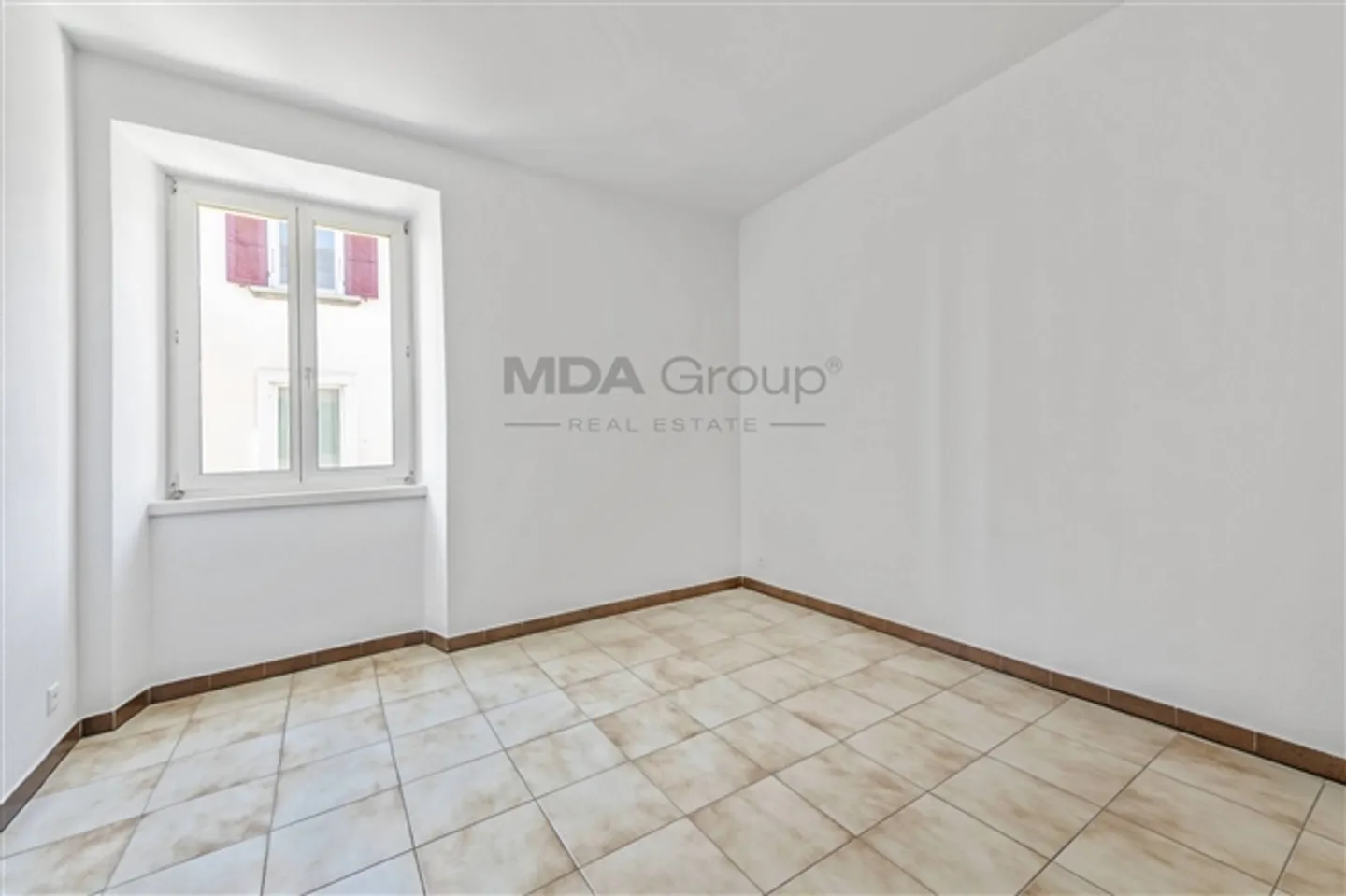 Appartamento di 12 stanze - Foto 8 di 17