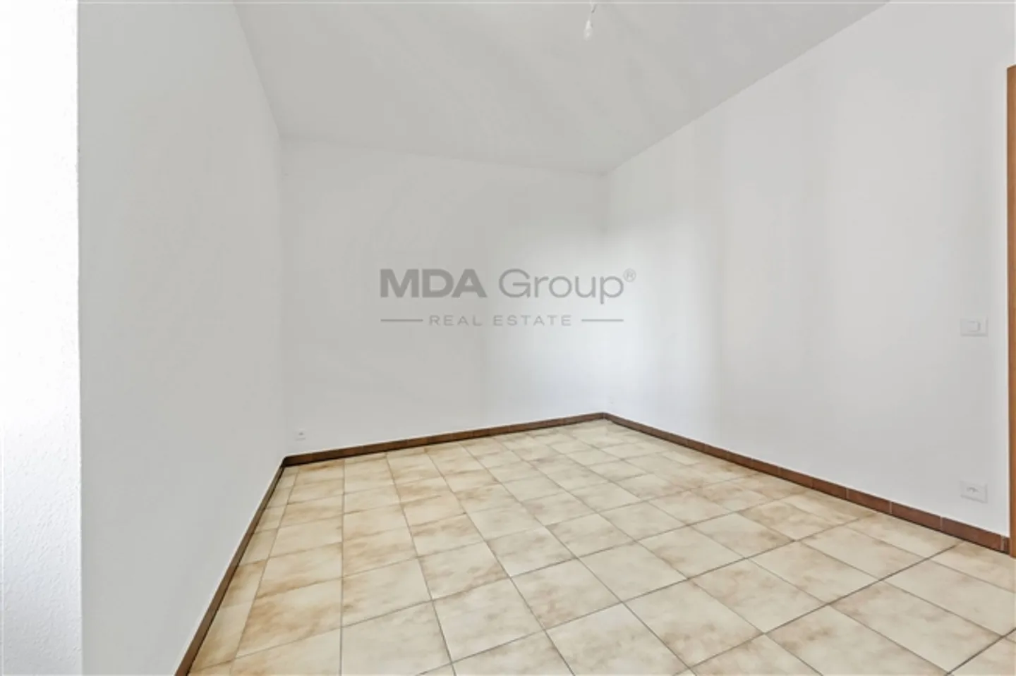 Appartamento di 12 stanze - Foto 11 di 17